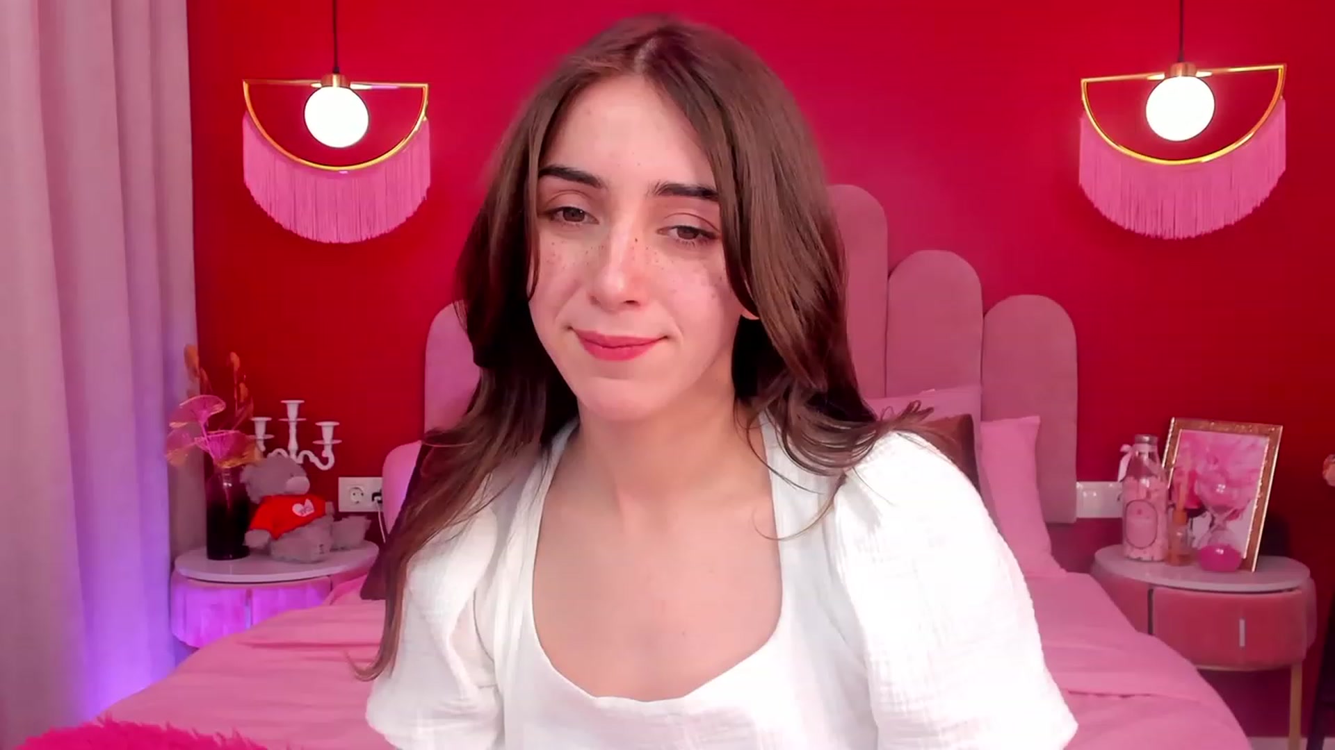 Gallery image thumbnail from ElsaYoung's myfreecams stream on, 04/25/2023, 12:45 image 18 of 20