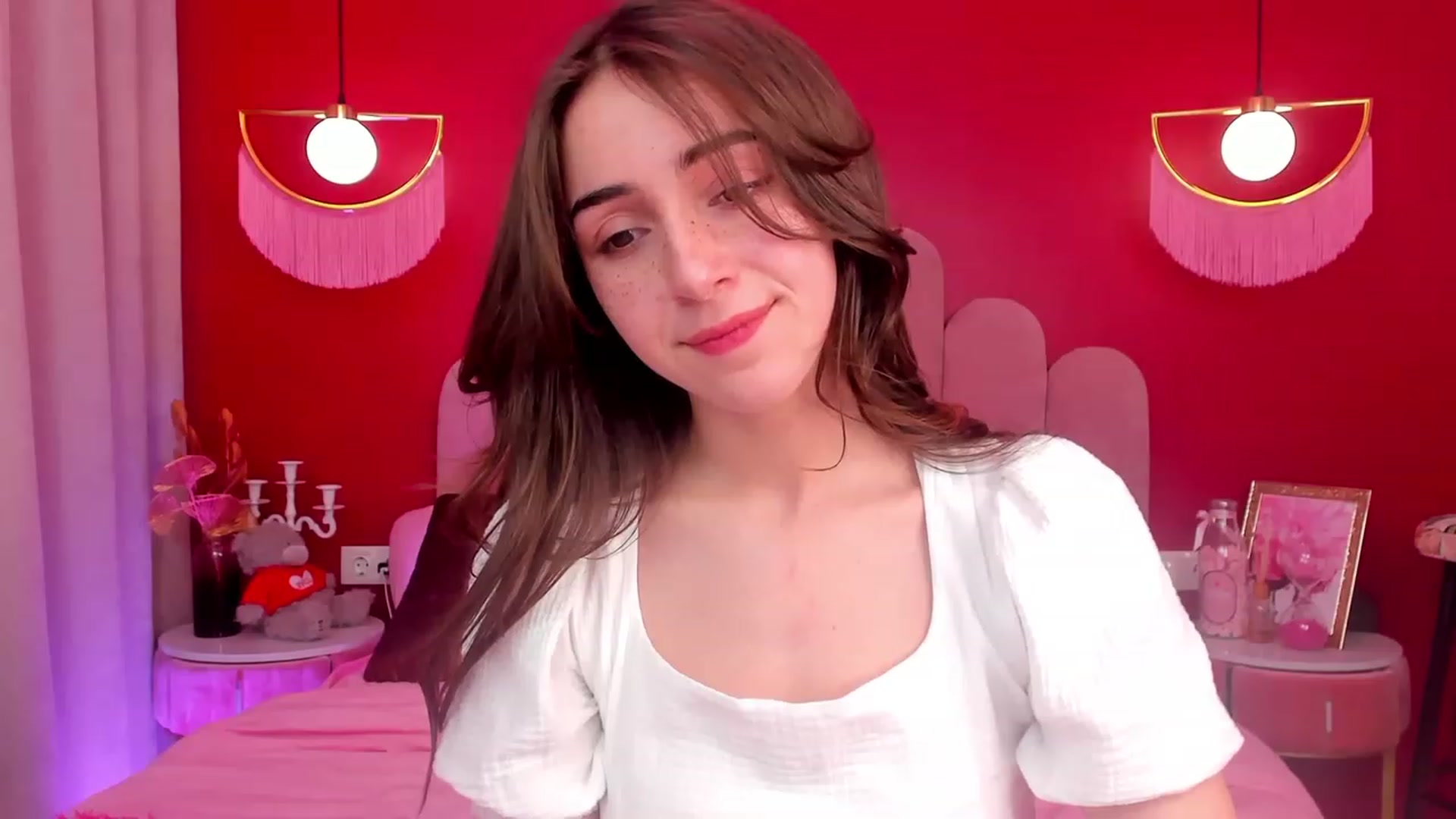 Gallery image thumbnail from ElsaYoung's myfreecams stream on, 04/25/2023, 12:45 image 3 of 20
