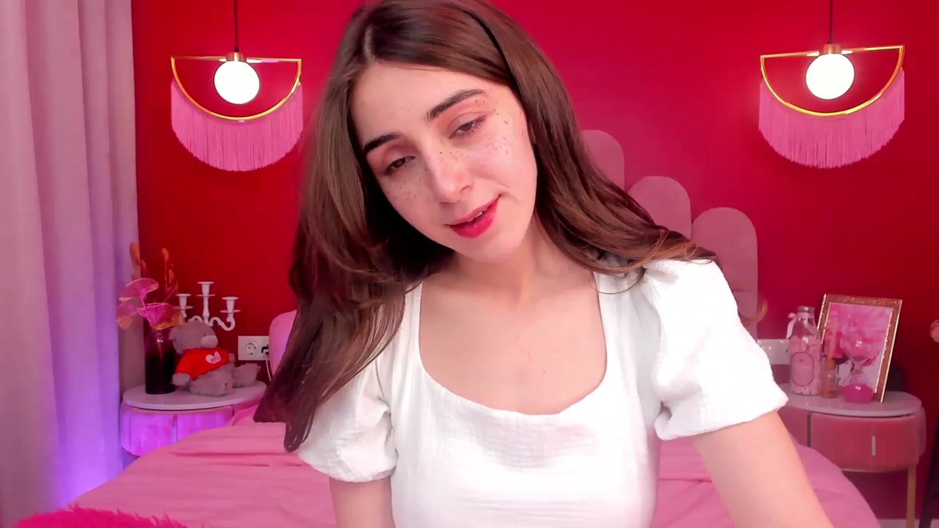 Gallery image thumbnail from ElsaYoung's myfreecams stream on, 04/25/2023, 12:45 image 19 of 20