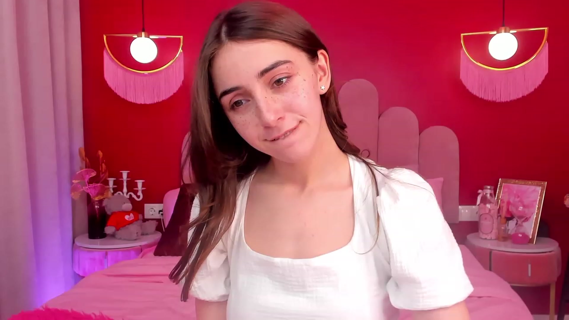Gallery image thumbnail from ElsaYoung's myfreecams stream on, 04/25/2023, 12:45 image 15 of 20