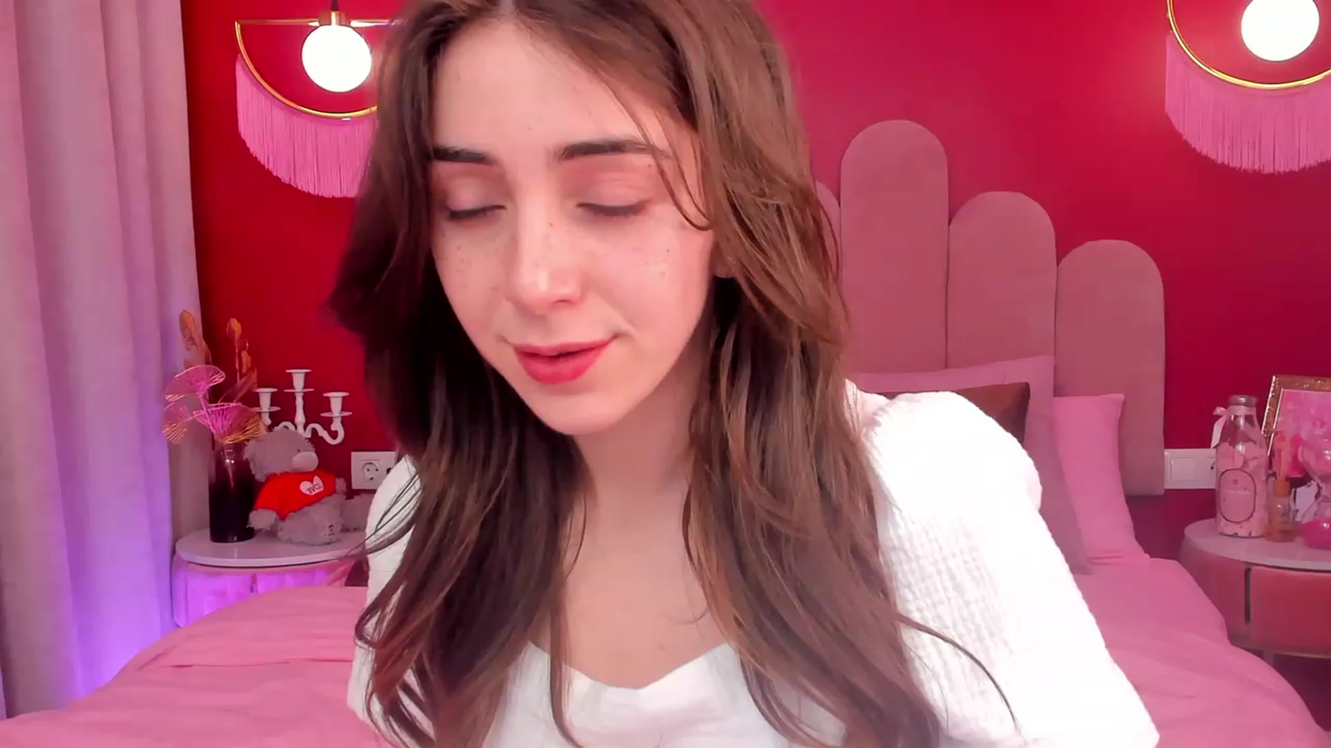 Gallery image thumbnail from ElsaYoung's myfreecams stream on, 04/25/2023, 18:44 image 20 of 20