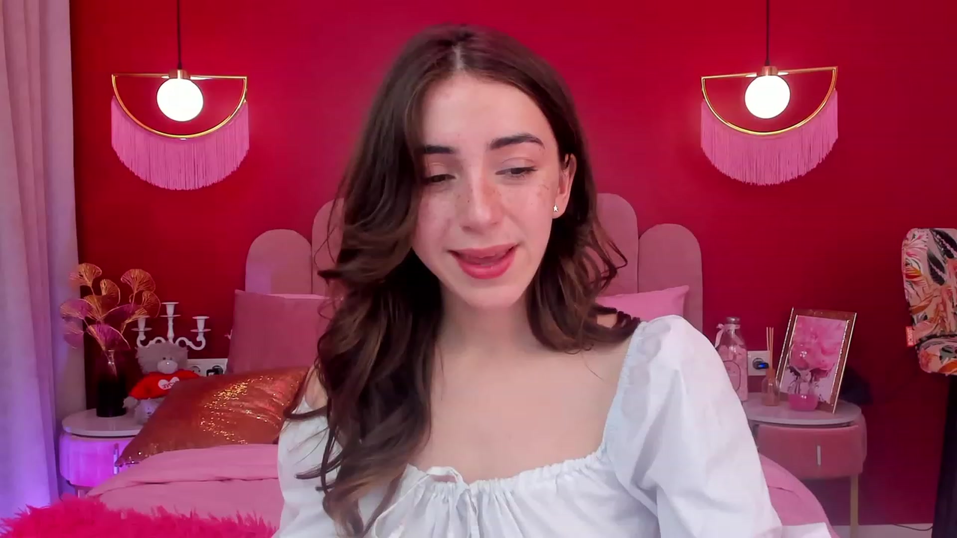 Gallery image thumbnail from ElsaYoung's myfreecams stream on, 04/27/2023, 16:27 image 1 of 20