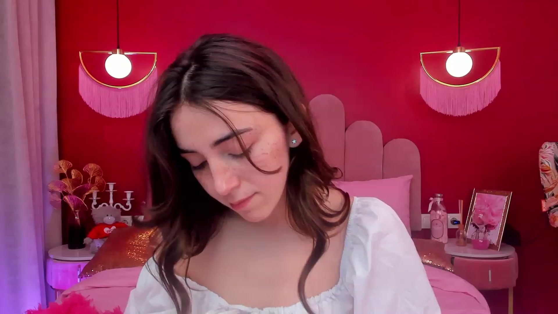 Gallery image thumbnail from ElsaYoung's myfreecams stream on, 04/27/2023, 16:27 image 19 of 20