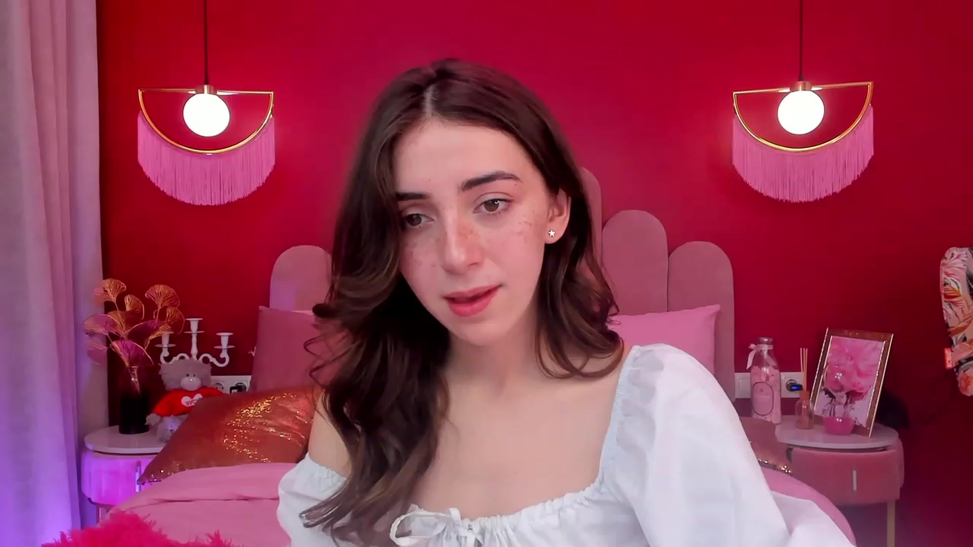 Gallery image thumbnail from ElsaYoung's myfreecams stream on, 04/27/2023, 16:27 image 9 of 20