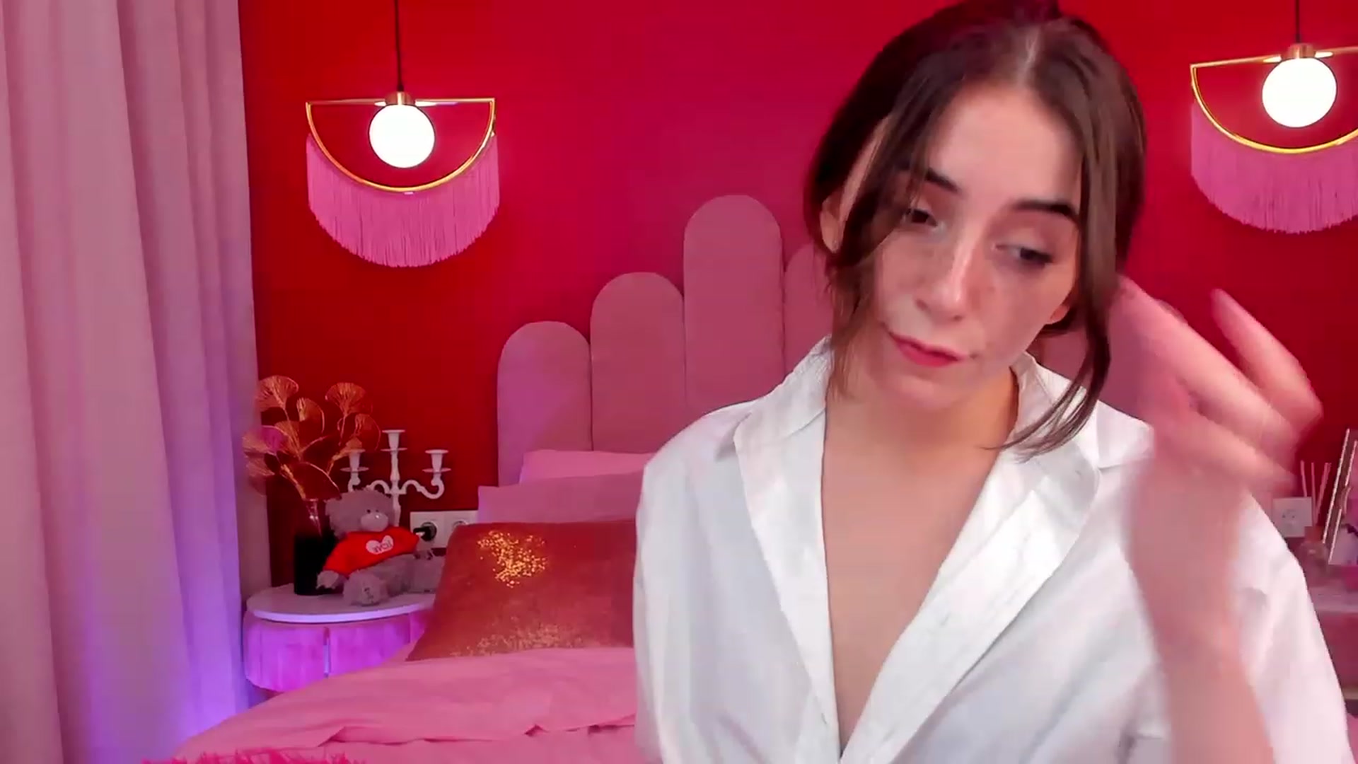 Gallery image thumbnail from ElsaYoung's myfreecams stream on, 04/29/2023, 09:23 image 9 of 20