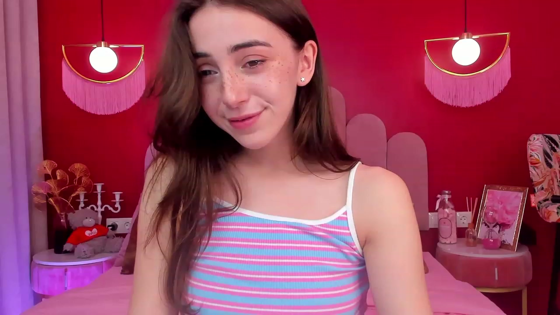 Gallery image thumbnail from ElsaYoung's myfreecams stream on, 04/30/2023, 14:51 image 4 of 20