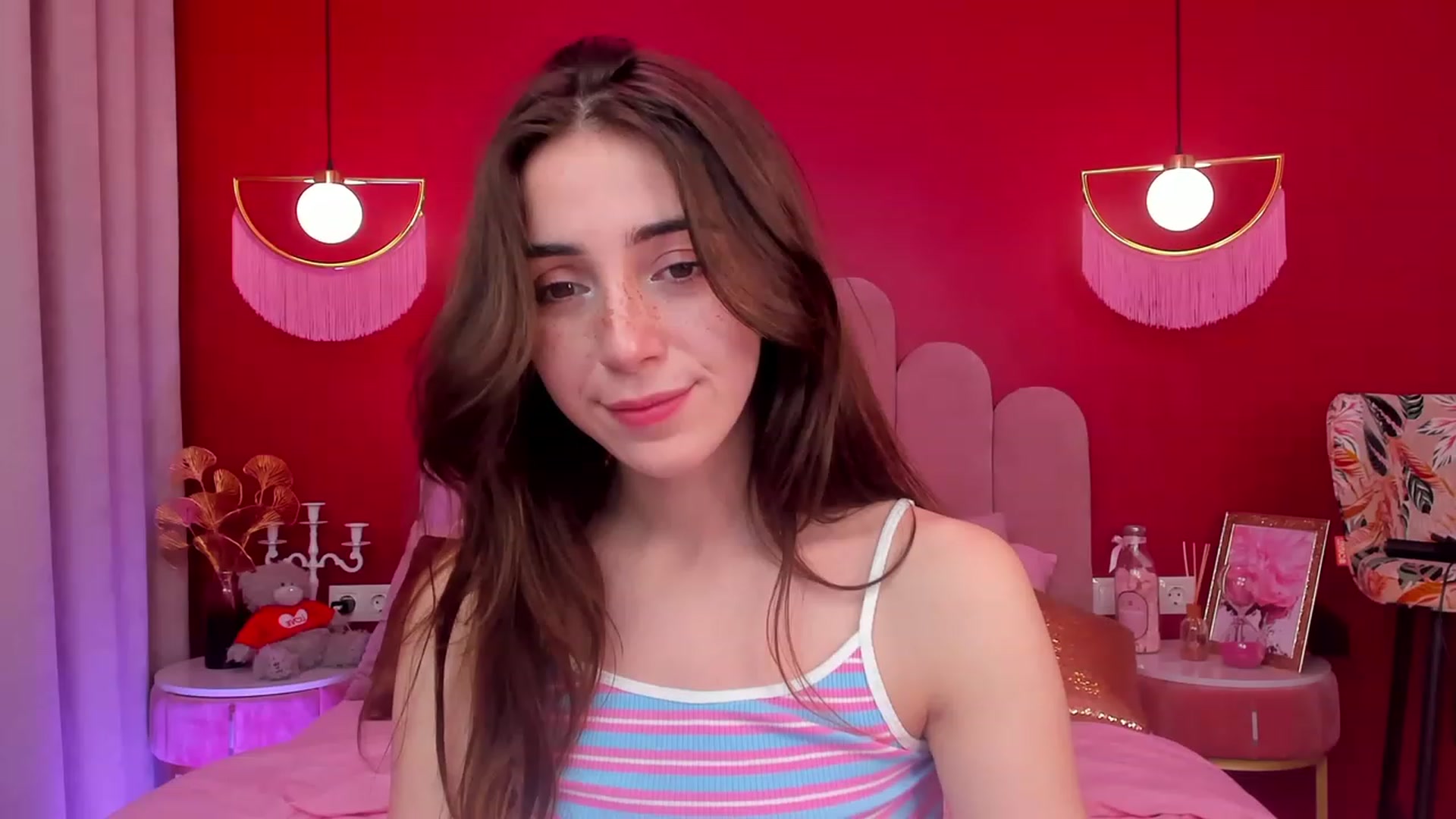 Gallery image thumbnail from ElsaYoung's myfreecams stream on, 04/30/2023, 14:51 image 11 of 20