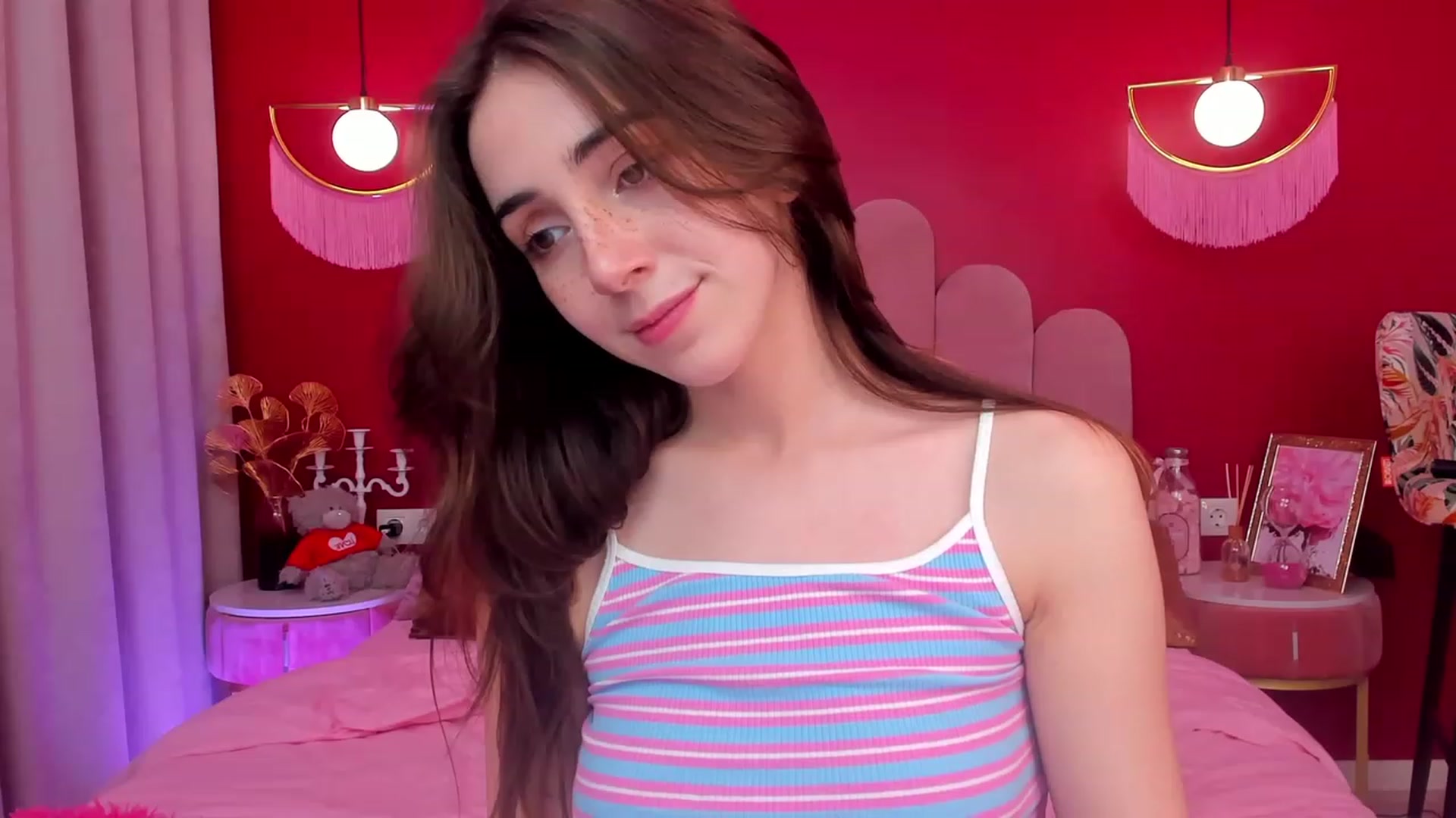 Gallery image thumbnail from ElsaYoung's myfreecams stream on, 04/30/2023, 14:51 image 9 of 20