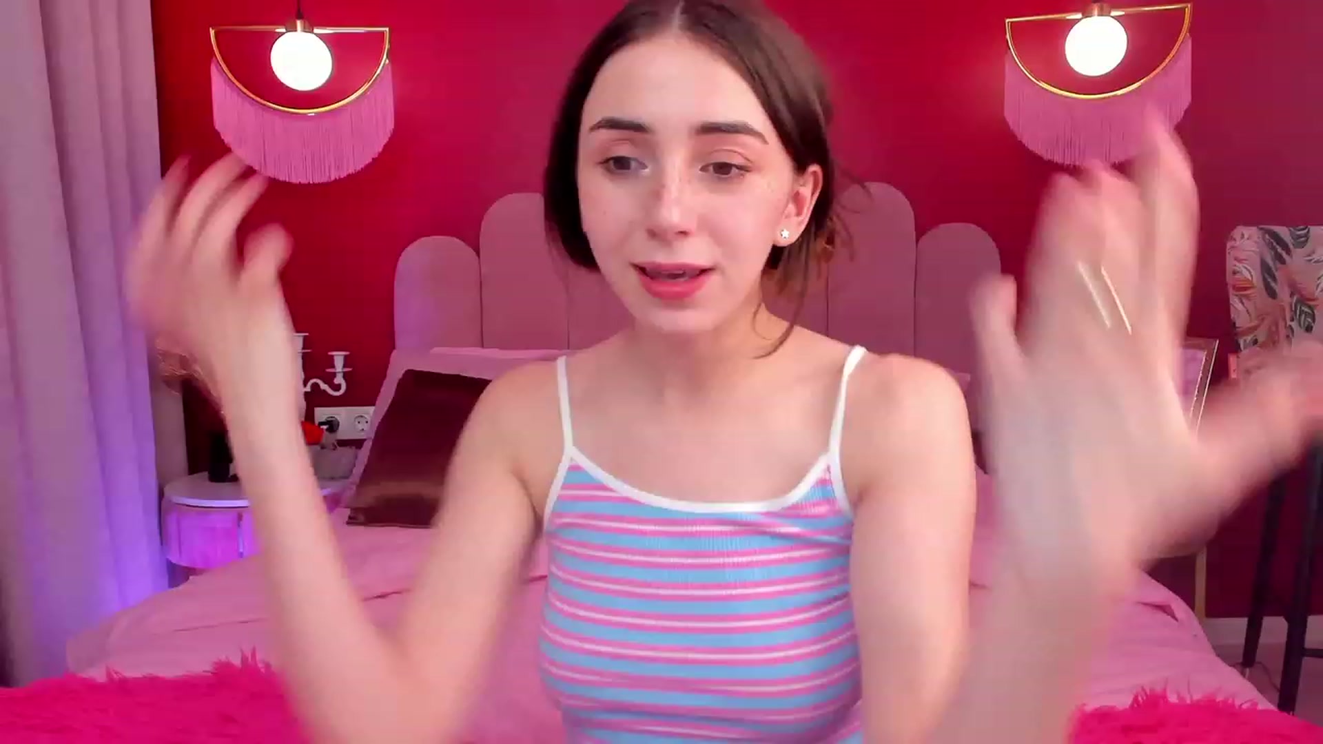Gallery image thumbnail from ElsaYoung's myfreecams stream on, 04/30/2023, 17:47 image 8 of 20