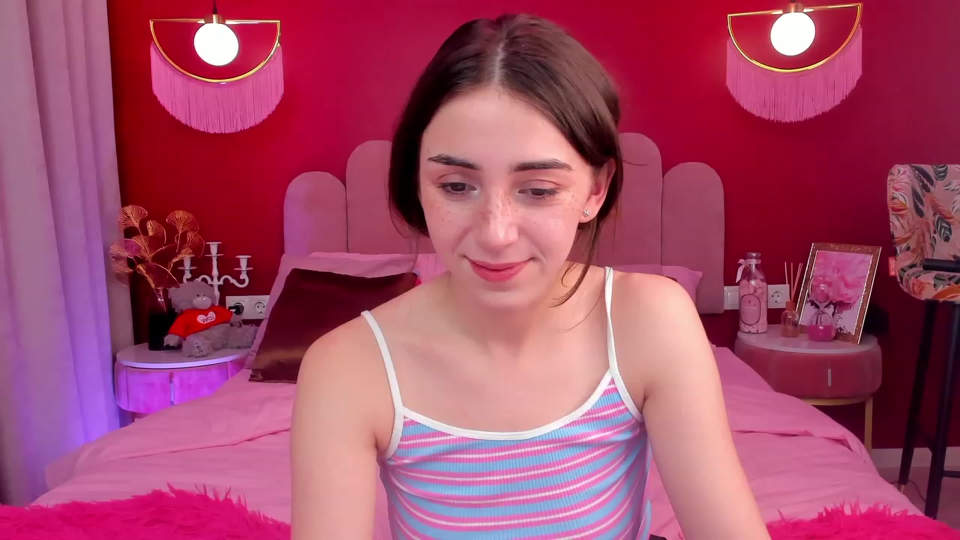 Gallery image thumbnail from ElsaYoung's myfreecams stream on, 04/30/2023, 17:47 image 11 of 20