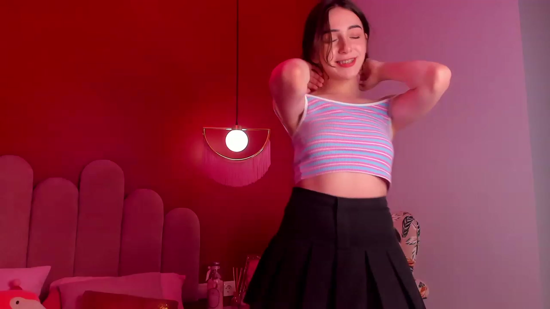 Gallery image thumbnail from ElsaYoung's myfreecams stream on, 04/30/2023, 19:25 image 20 of 20