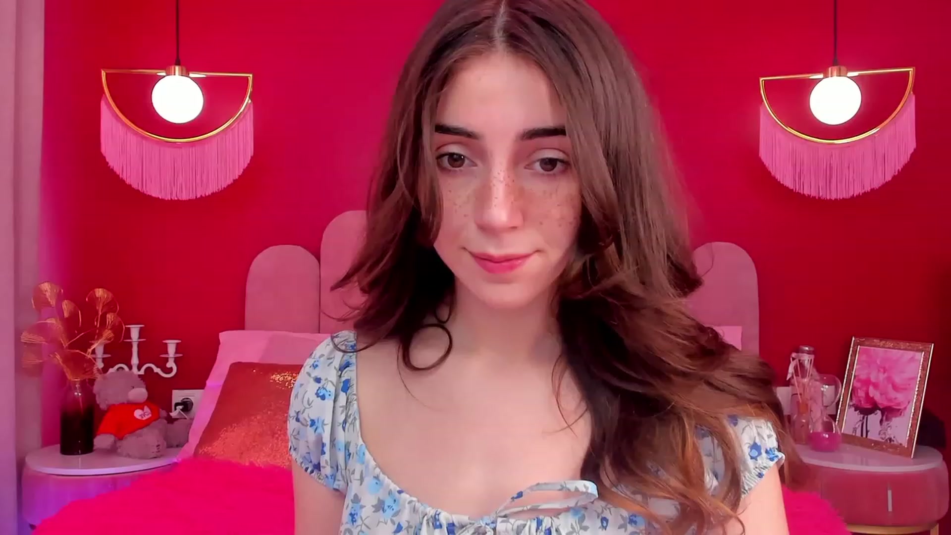 Gallery image thumbnail from ElsaYoung's myfreecams stream on, 05/05/2023, 05:36 image 4 of 20