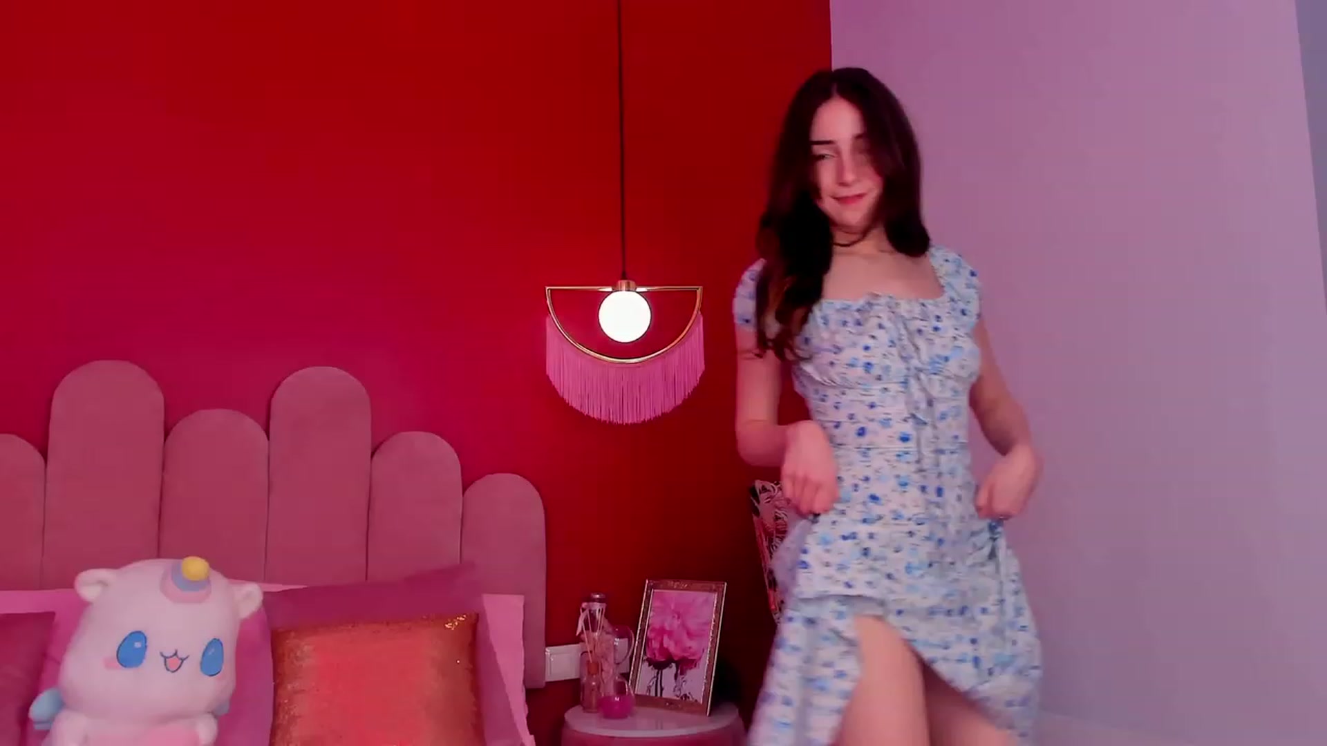 Gallery image thumbnail from ElsaYoung's myfreecams stream on, 05/05/2023, 14:13 image 12 of 20