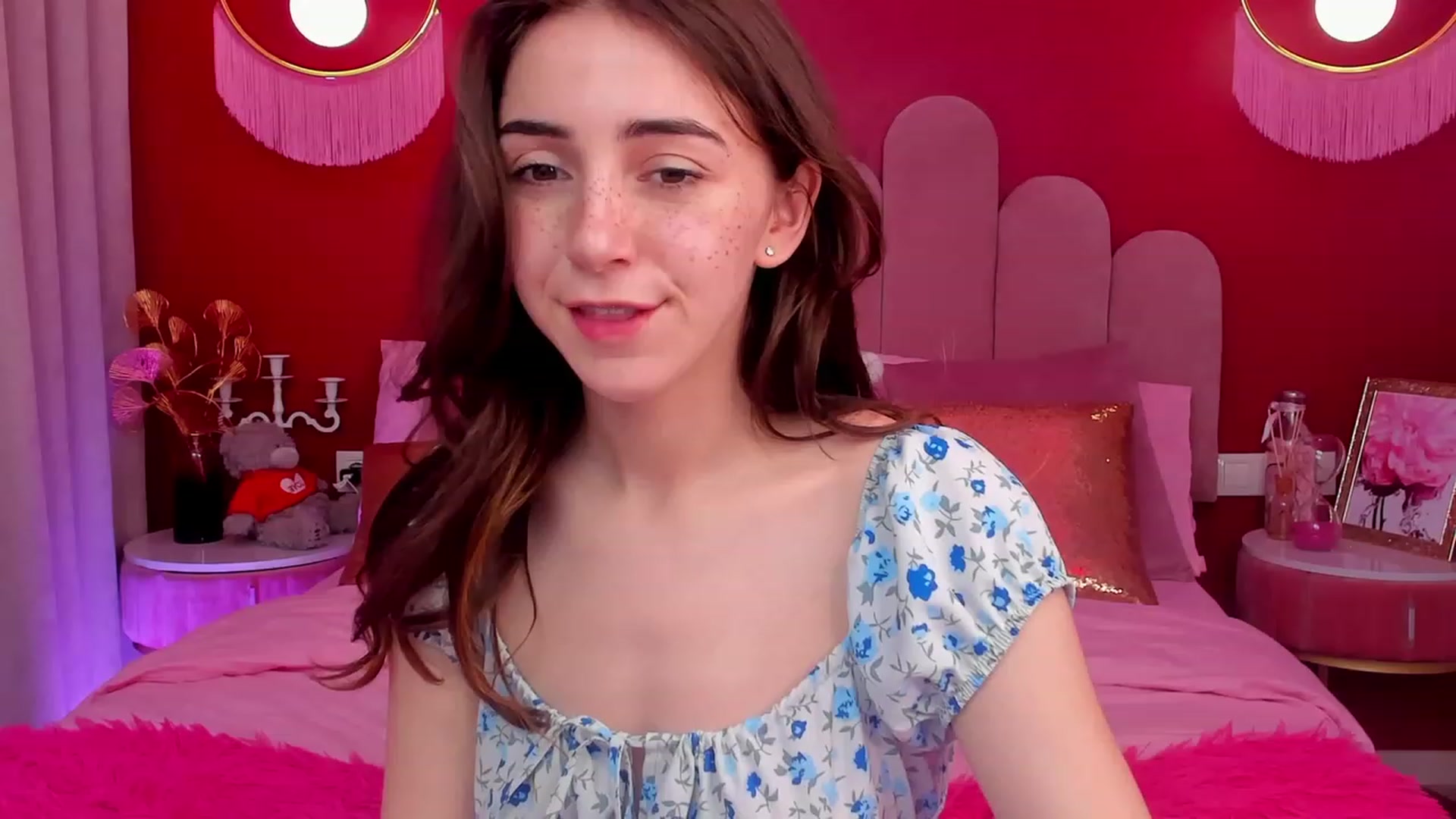 Gallery image thumbnail from ElsaYoung's myfreecams stream on, 05/05/2023, 14:13 image 11 of 20