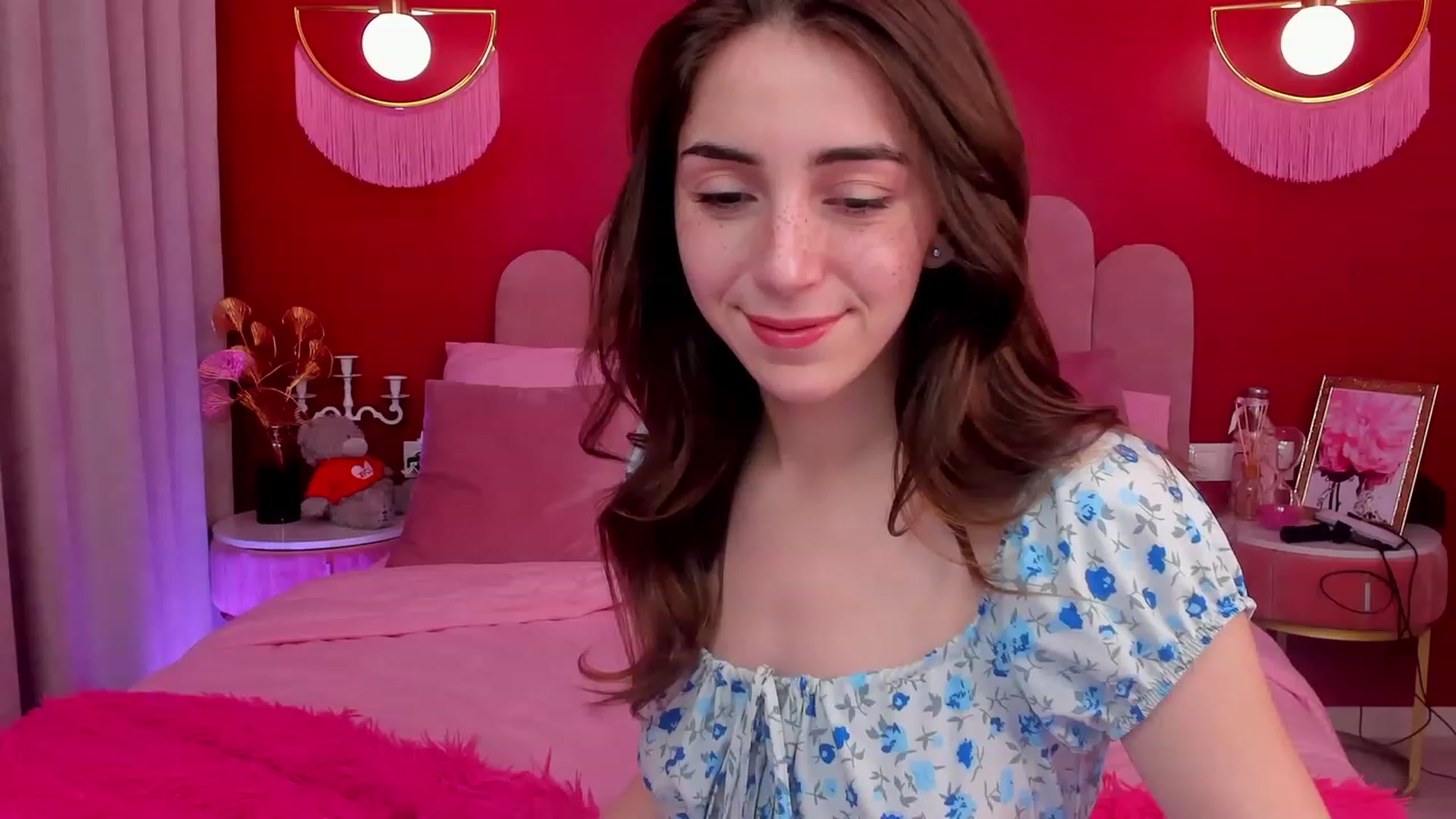 Gallery image thumbnail from ElsaYoung's myfreecams stream on, 05/05/2023, 17:02 image 4 of 20