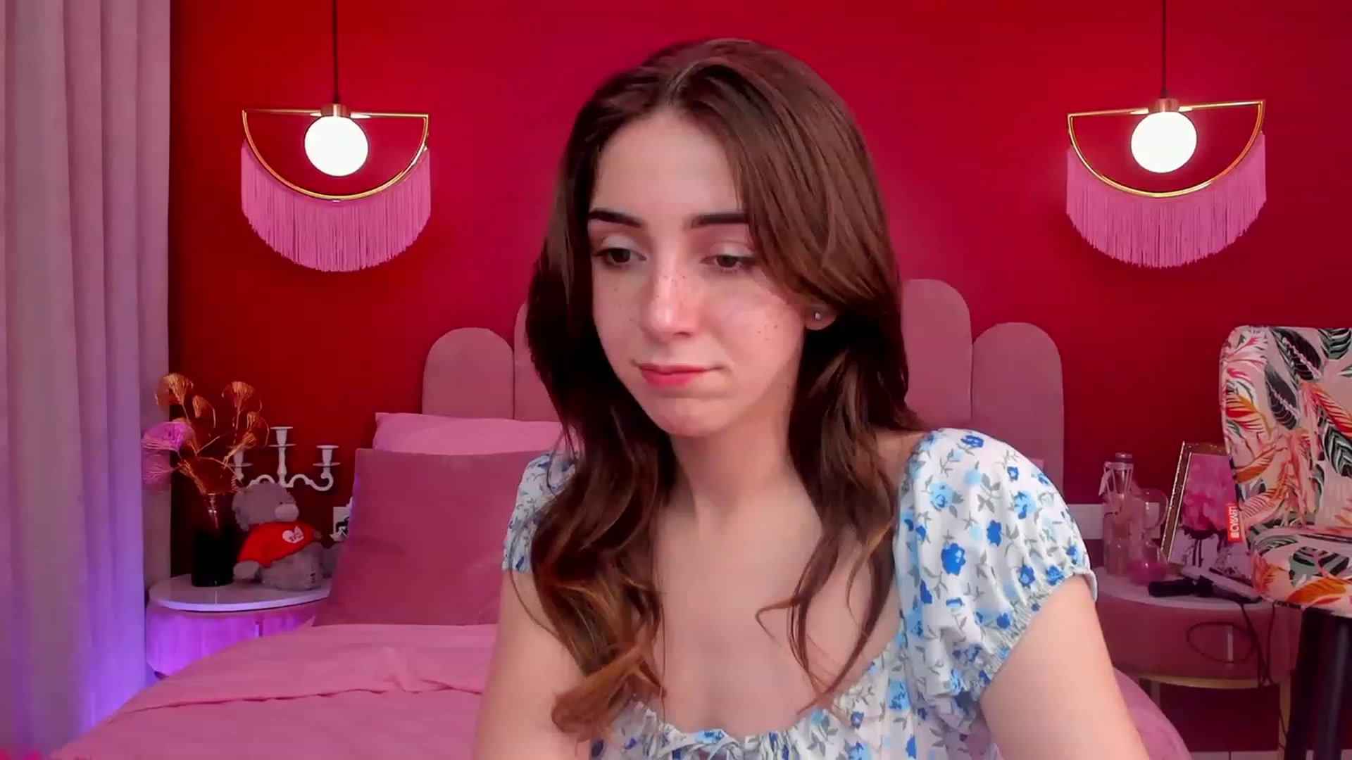 Gallery image thumbnail from ElsaYoung's myfreecams stream on, 05/05/2023, 18:58 image 5 of 20
