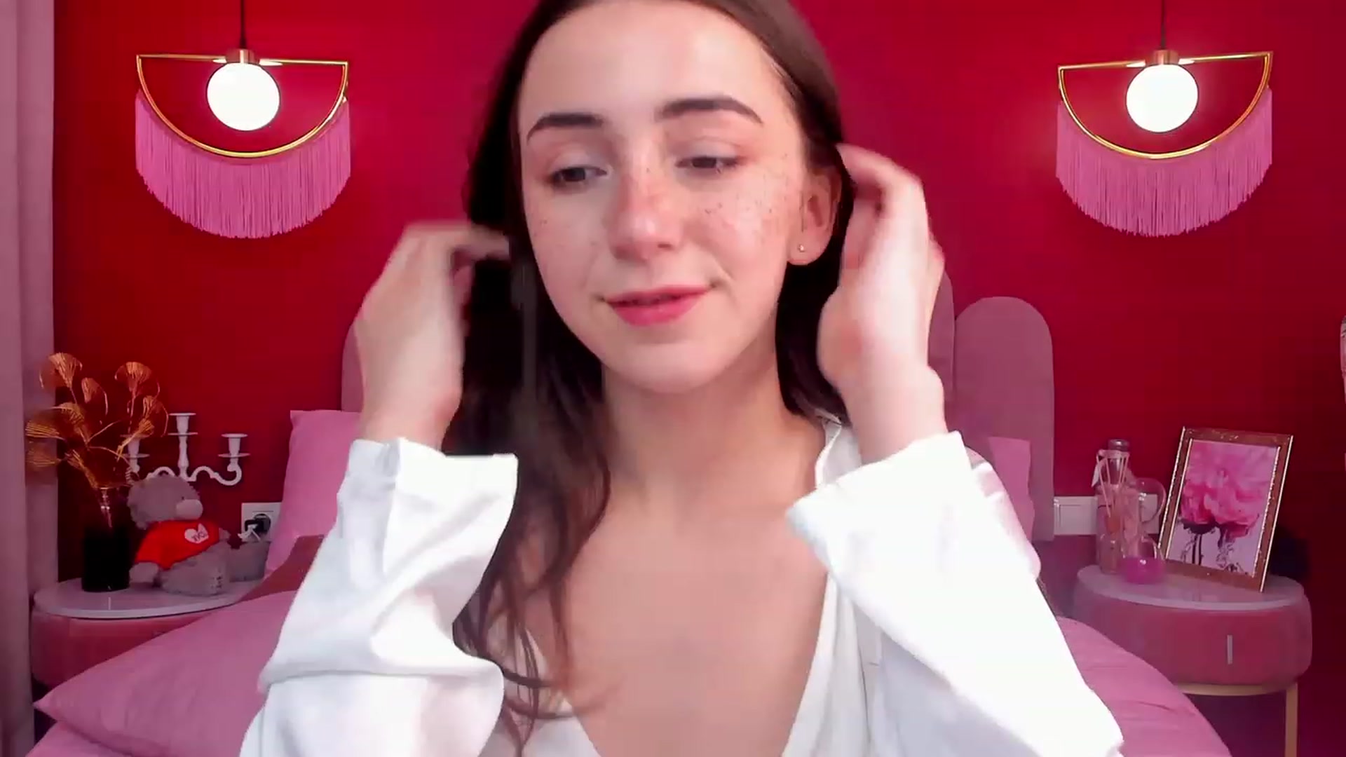 Gallery image thumbnail from ElsaYoung's myfreecams stream on, 05/07/2023, 08:03 image 19 of 20