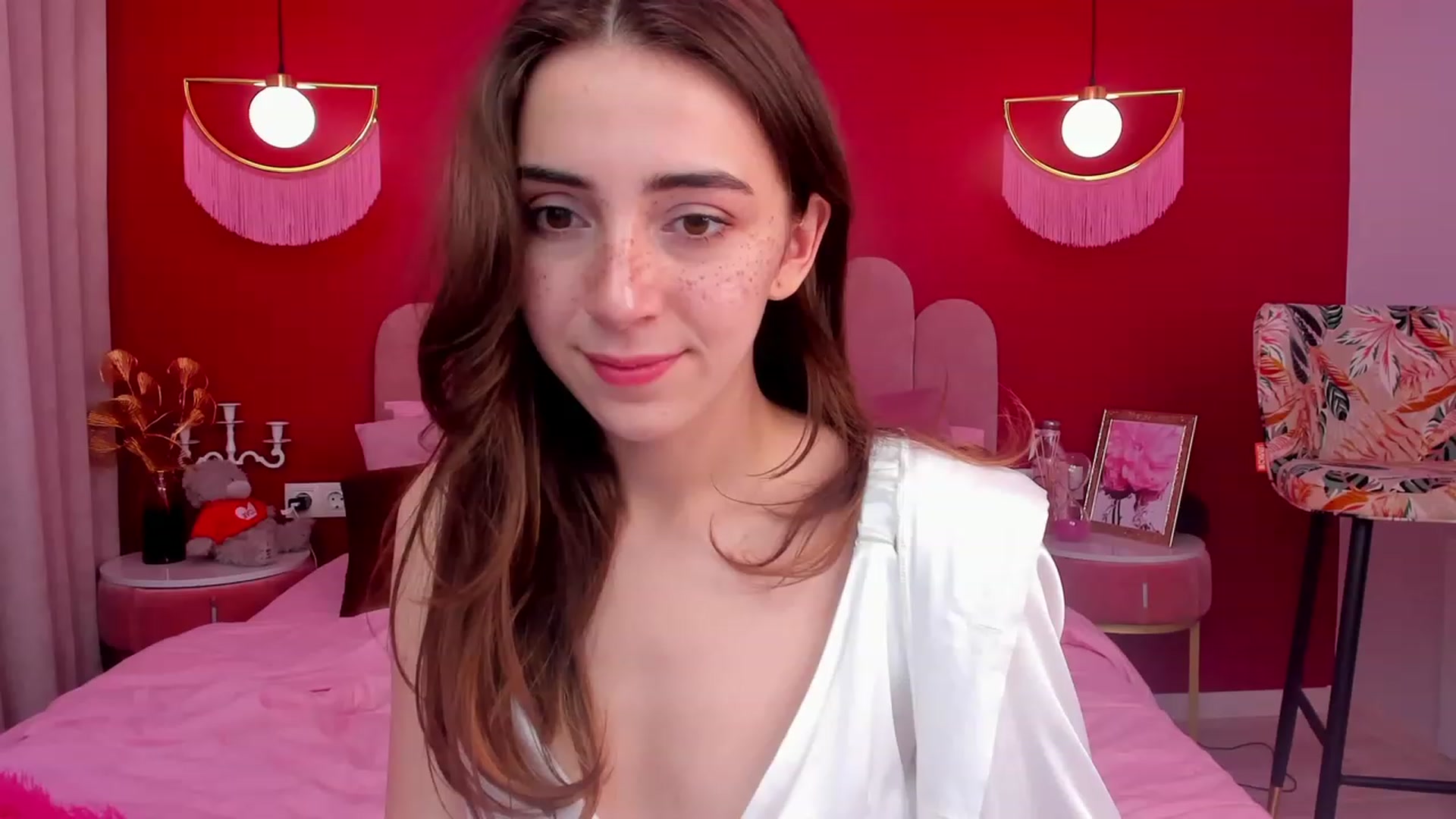 Gallery image thumbnail from ElsaYoung's myfreecams stream on, 05/07/2023, 14:28 image 2 of 20