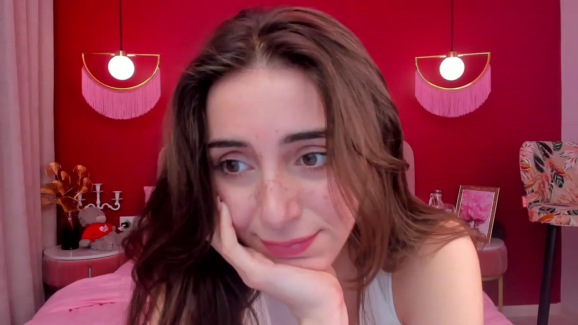 Gallery image thumbnail from ElsaYoung's myfreecams stream on, 05/09/2023, 18:45 image 12 of 20