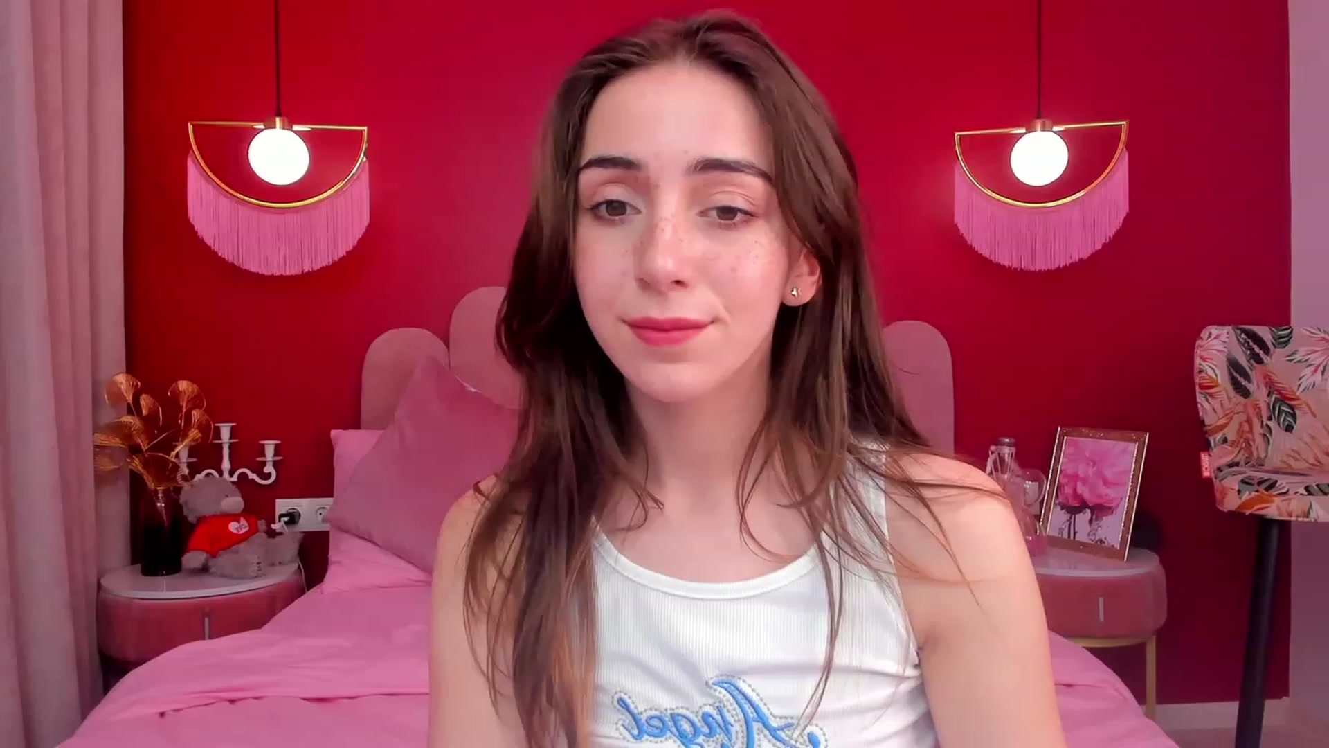 Gallery image thumbnail from ElsaYoung's myfreecams stream on, 05/09/2023, 18:45 image 2 of 20