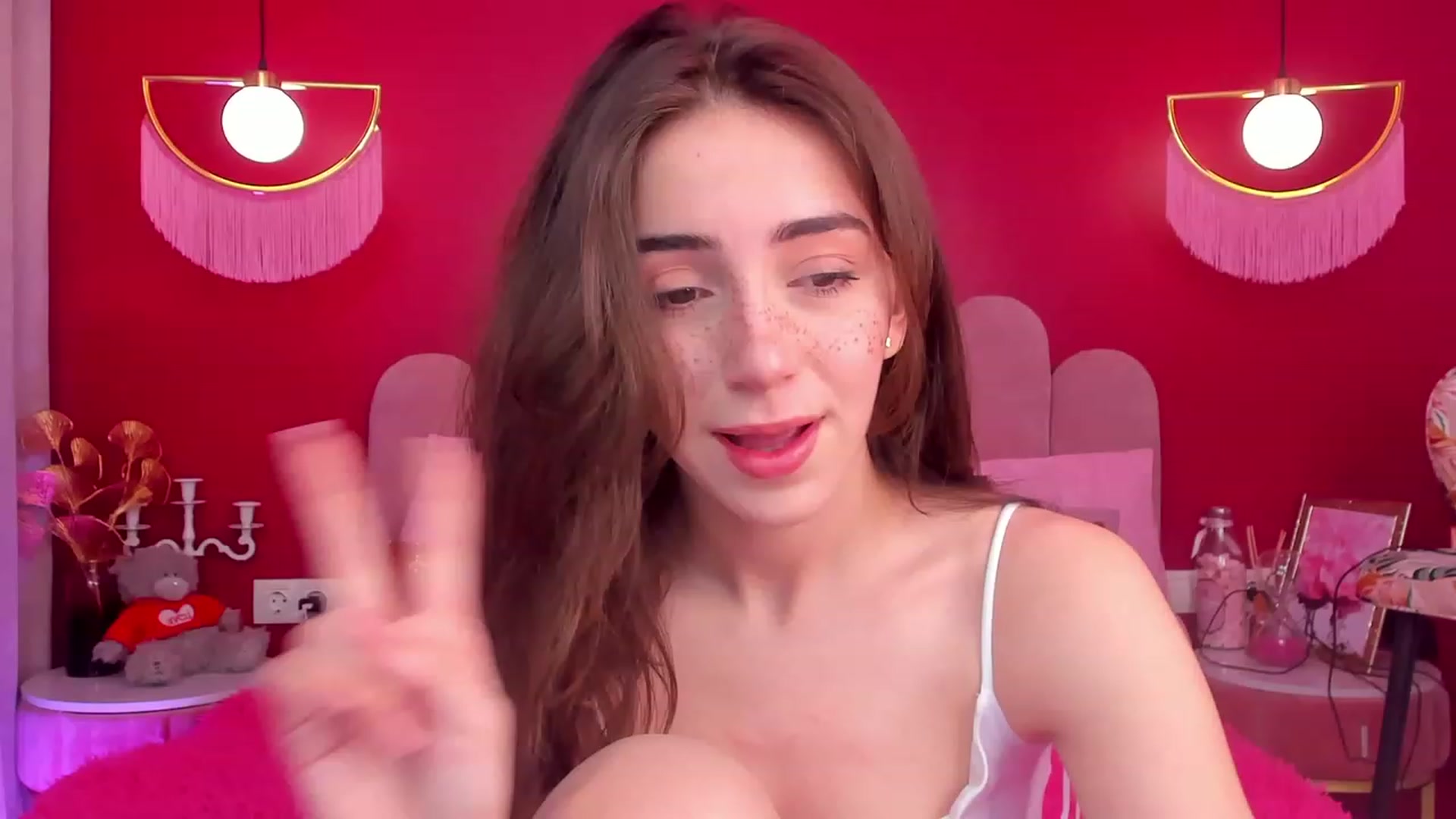 Gallery image thumbnail from ElsaYoung's myfreecams stream on, 05/12/2023, 07:36 image 5 of 20