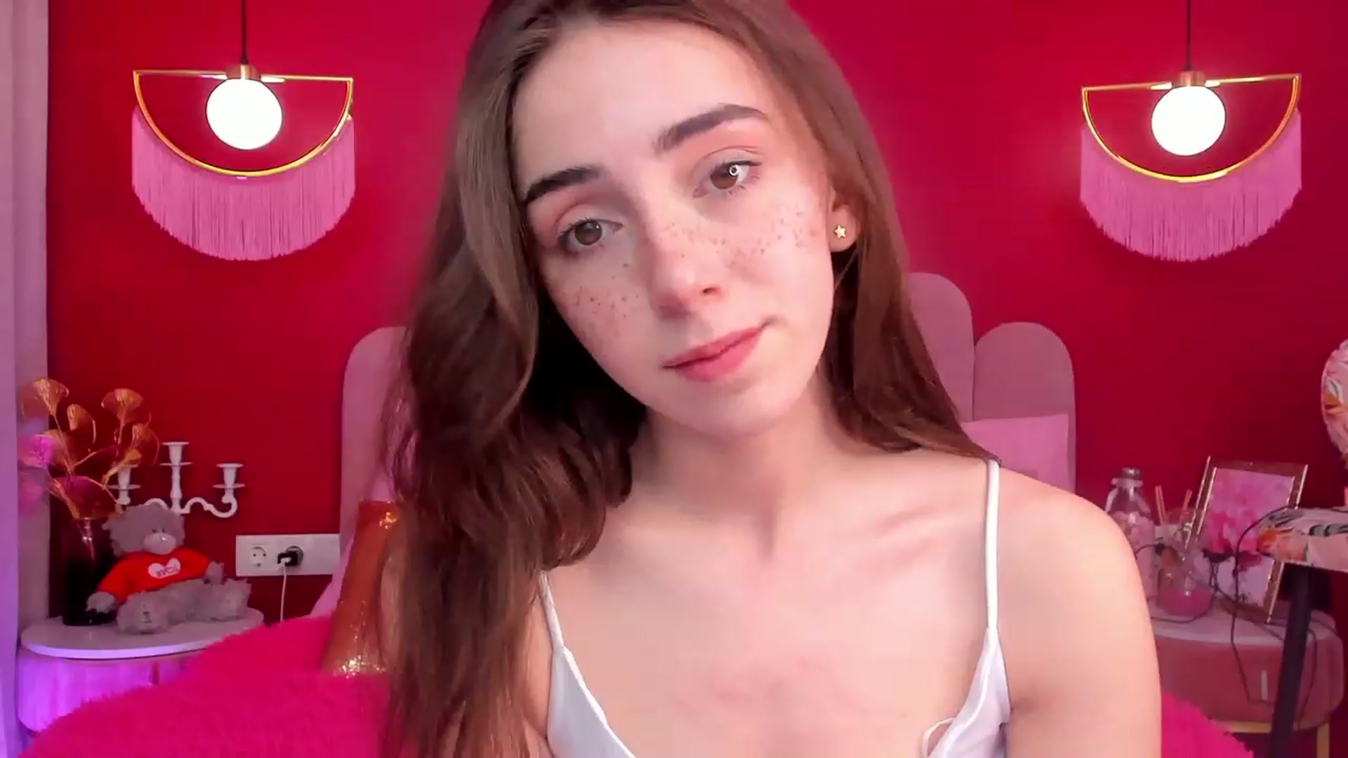 Gallery image thumbnail from ElsaYoung's myfreecams stream on, 05/12/2023, 07:36 image 16 of 20