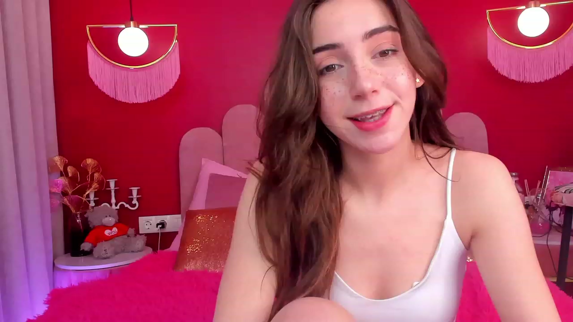 Gallery image thumbnail from ElsaYoung's myfreecams stream on, 05/12/2023, 09:32 image 1 of 20