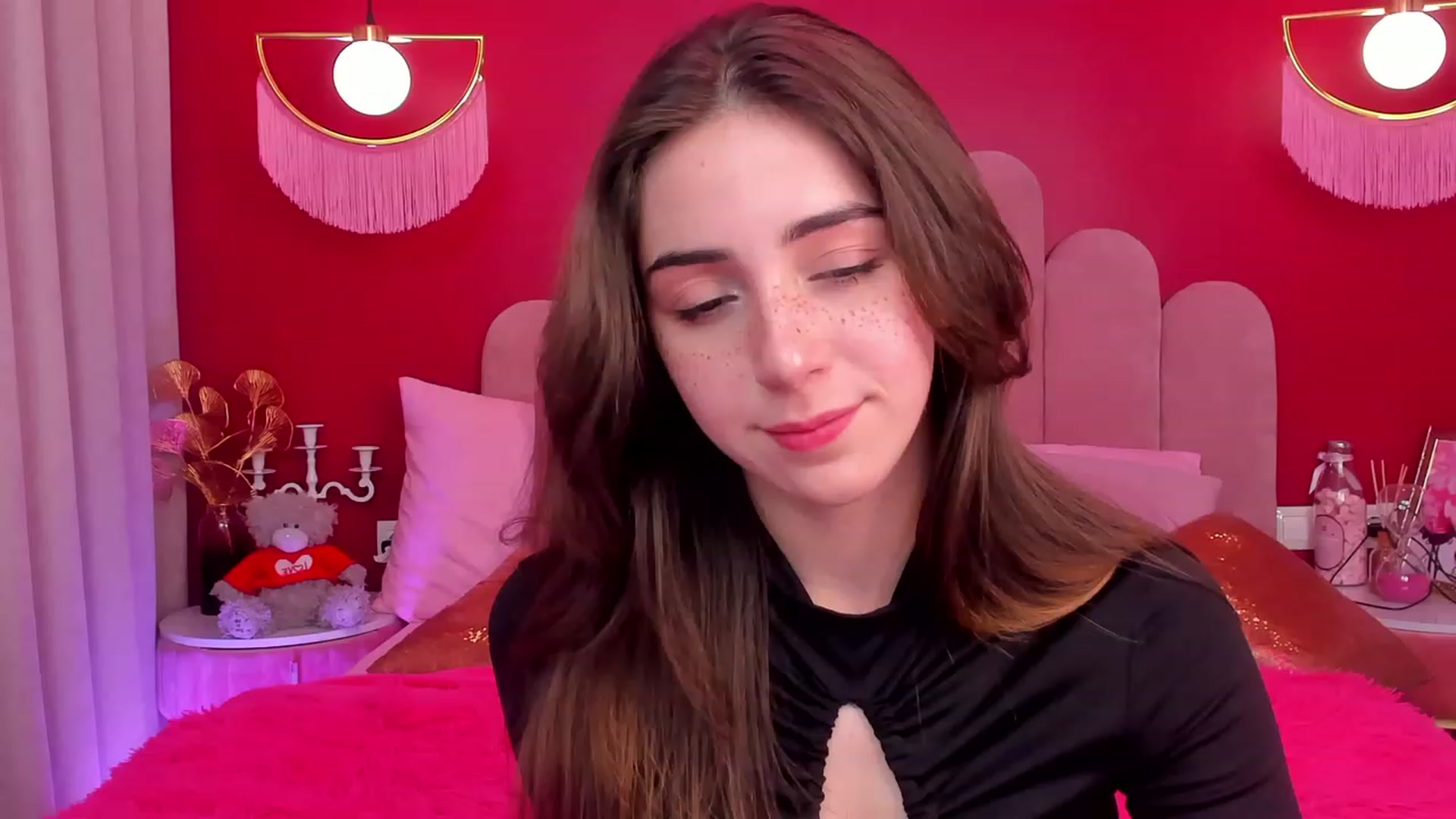 Gallery image thumbnail from ElsaYoung's myfreecams stream on, 05/13/2023, 10:58 image 1 of 20