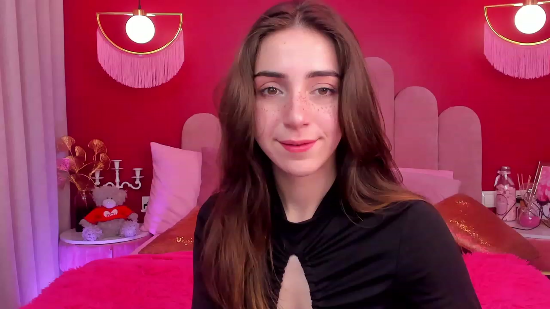 Gallery image thumbnail from ElsaYoung's myfreecams stream on, 05/13/2023, 10:58 image 2 of 20