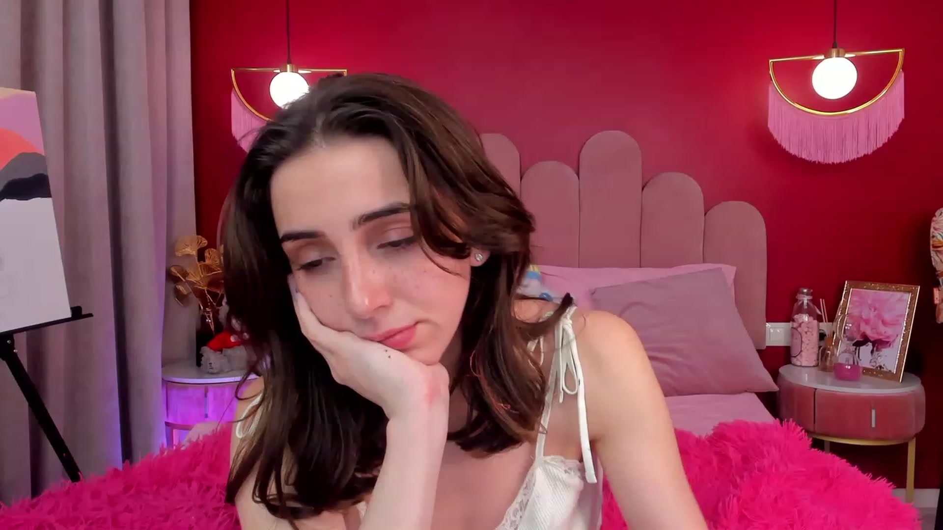 Gallery image thumbnail from ElsaYoung's myfreecams stream on, 05/23/2023, 19:01 image 5 of 20