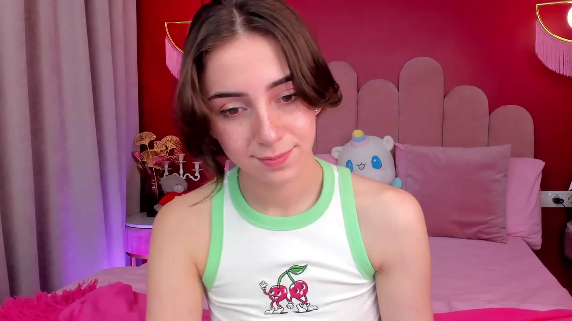 Gallery image thumbnail from ElsaYoung's myfreecams stream on, 05/25/2023, 15:19 image 5 of 20
