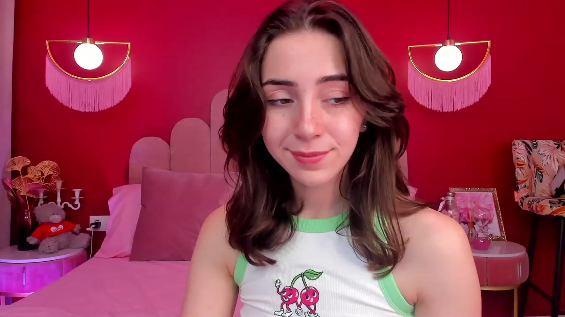 Gallery image thumbnail from ElsaYoung's myfreecams stream on, 05/25/2023, 17:27 image 12 of 20
