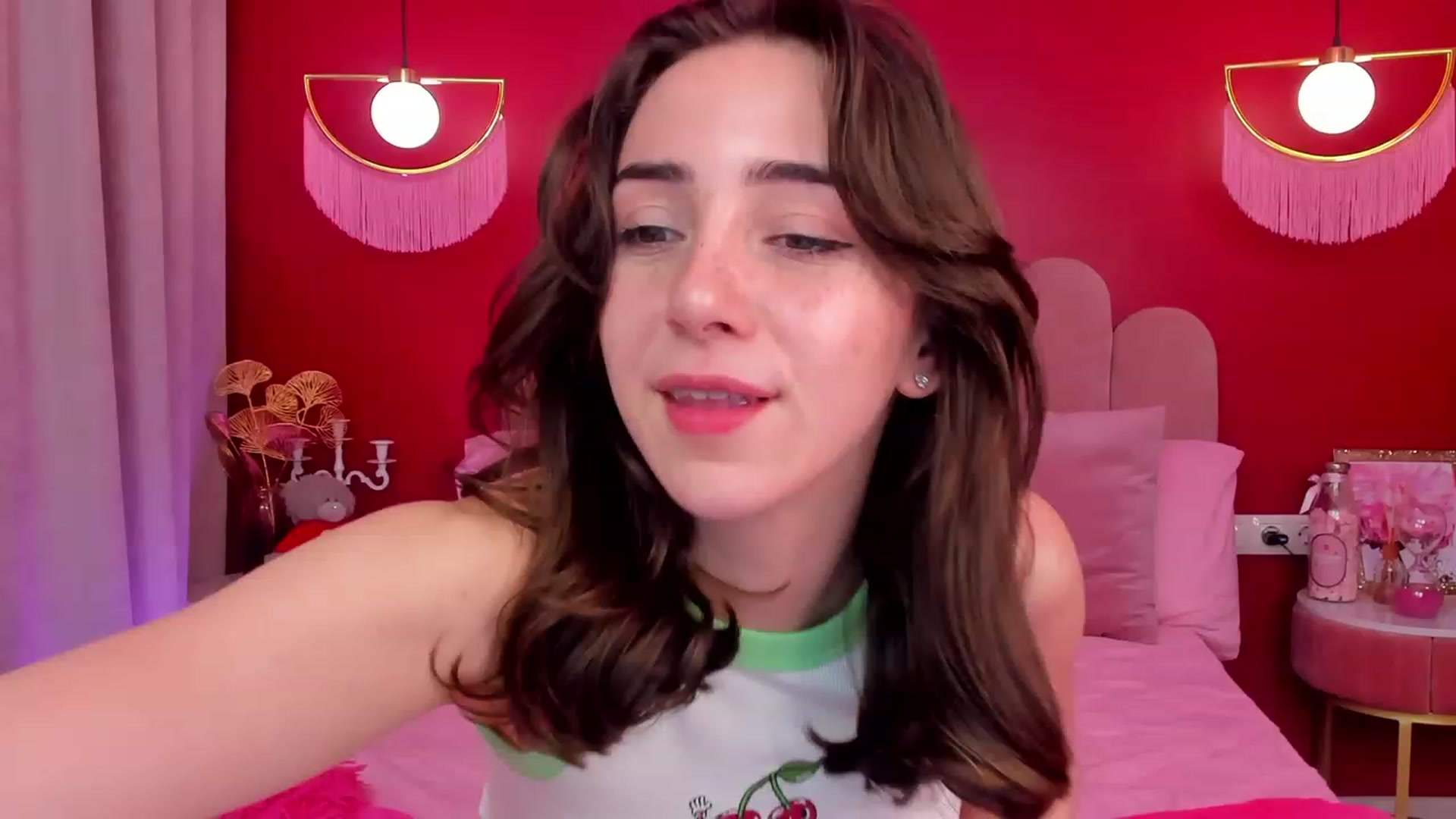 Gallery image thumbnail from ElsaYoung's myfreecams stream on, 05/25/2023, 17:27 image 3 of 20