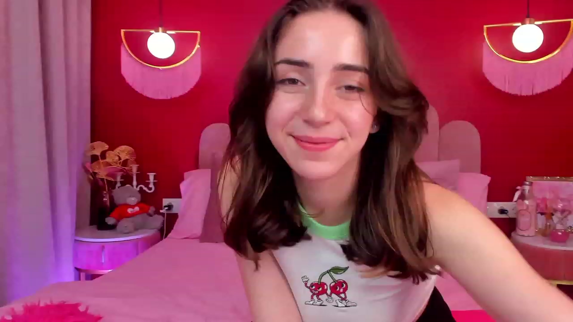 Gallery image thumbnail from ElsaYoung's myfreecams stream on, 05/25/2023, 17:27 image 7 of 20