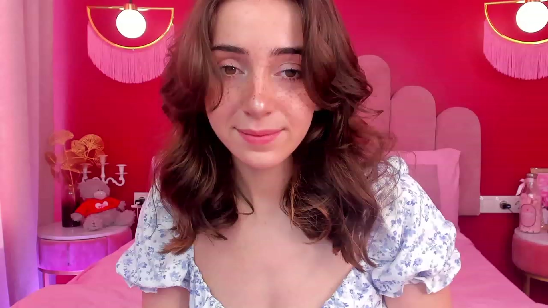 Gallery image thumbnail from ElsaYoung's myfreecams stream on, 05/26/2023, 05:16 image 4 of 20