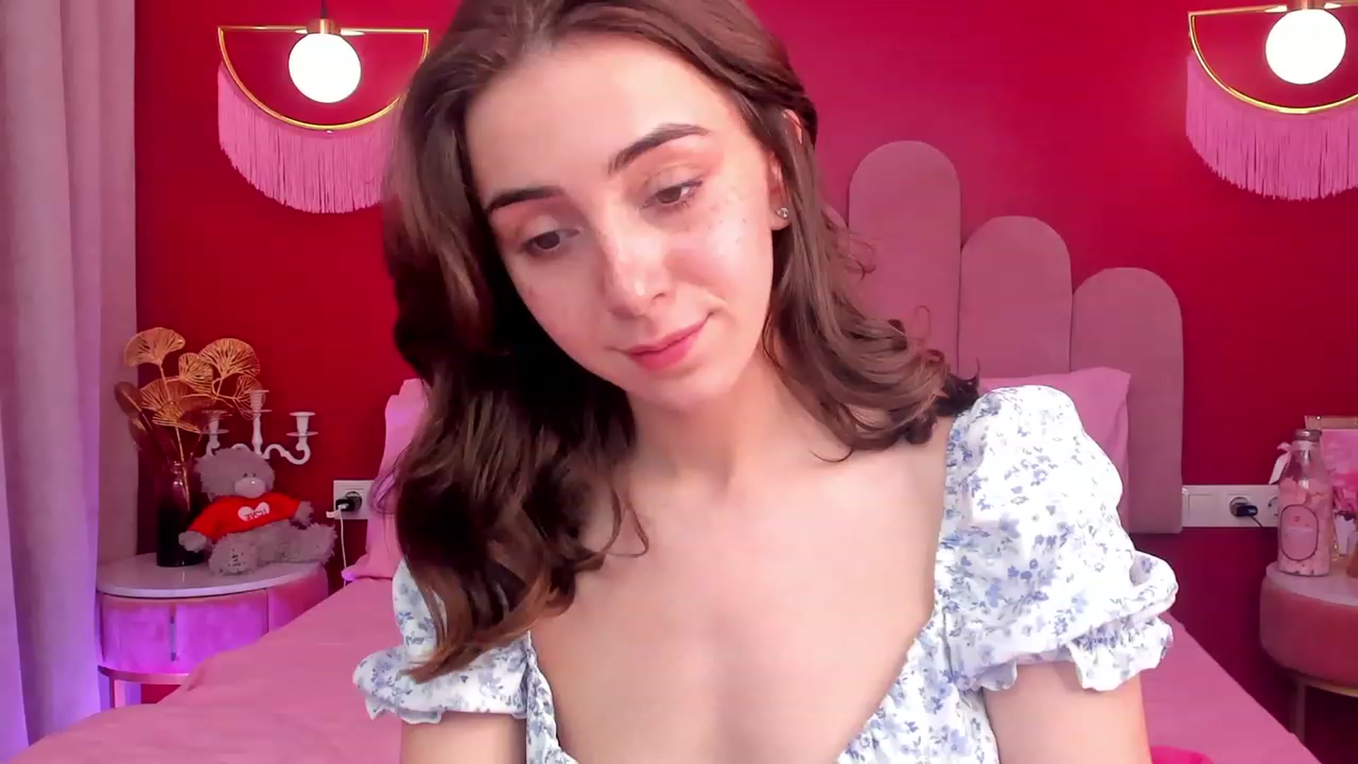 Gallery image thumbnail from ElsaYoung's myfreecams stream on, 05/26/2023, 11:06 image 2 of 20