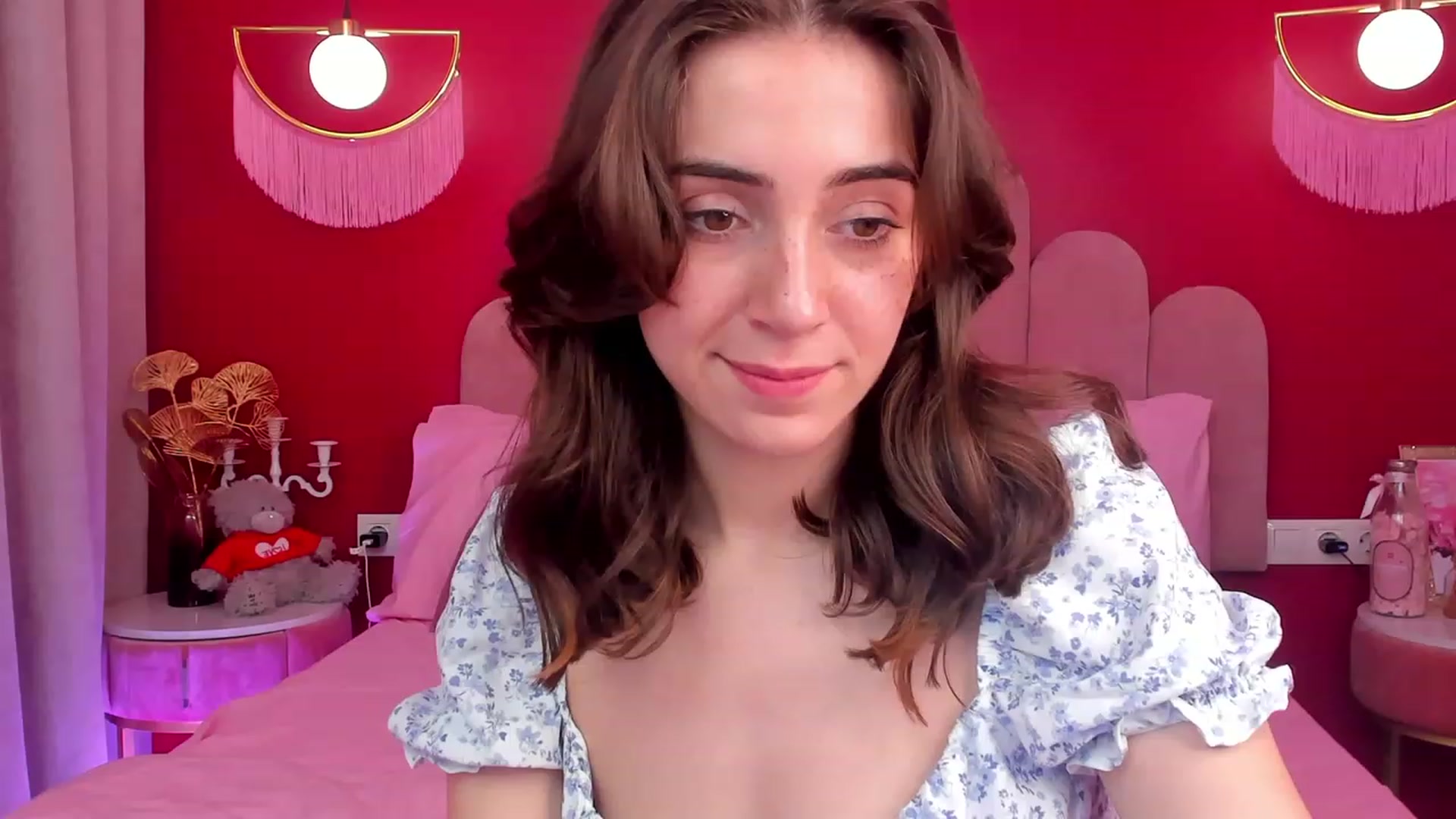 Gallery image thumbnail from ElsaYoung's myfreecams stream on, 05/26/2023, 11:06 image 5 of 20