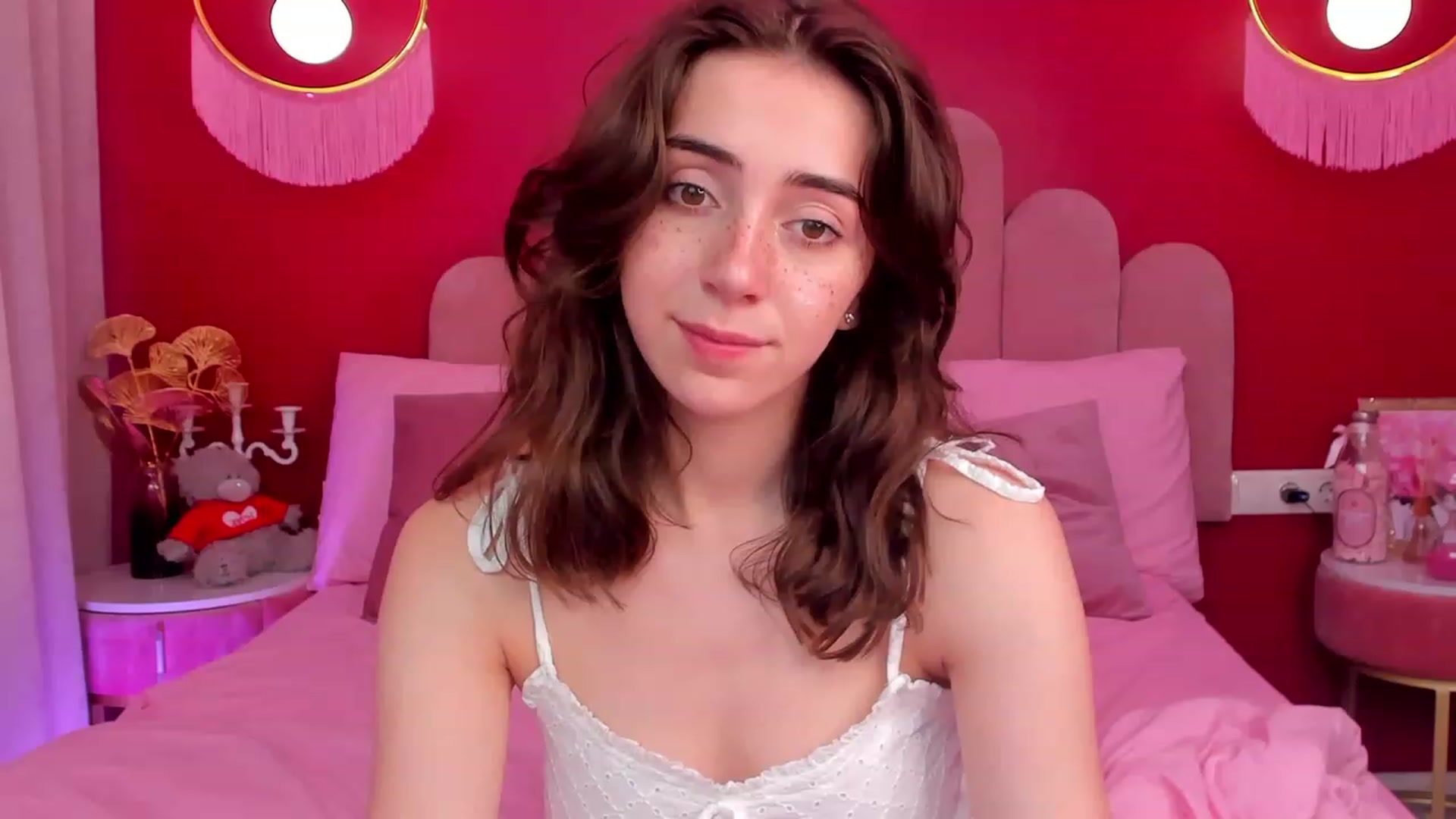 Gallery image thumbnail from ElsaYoung's myfreecams stream on, 05/27/2023, 07:46 image 8 of 20