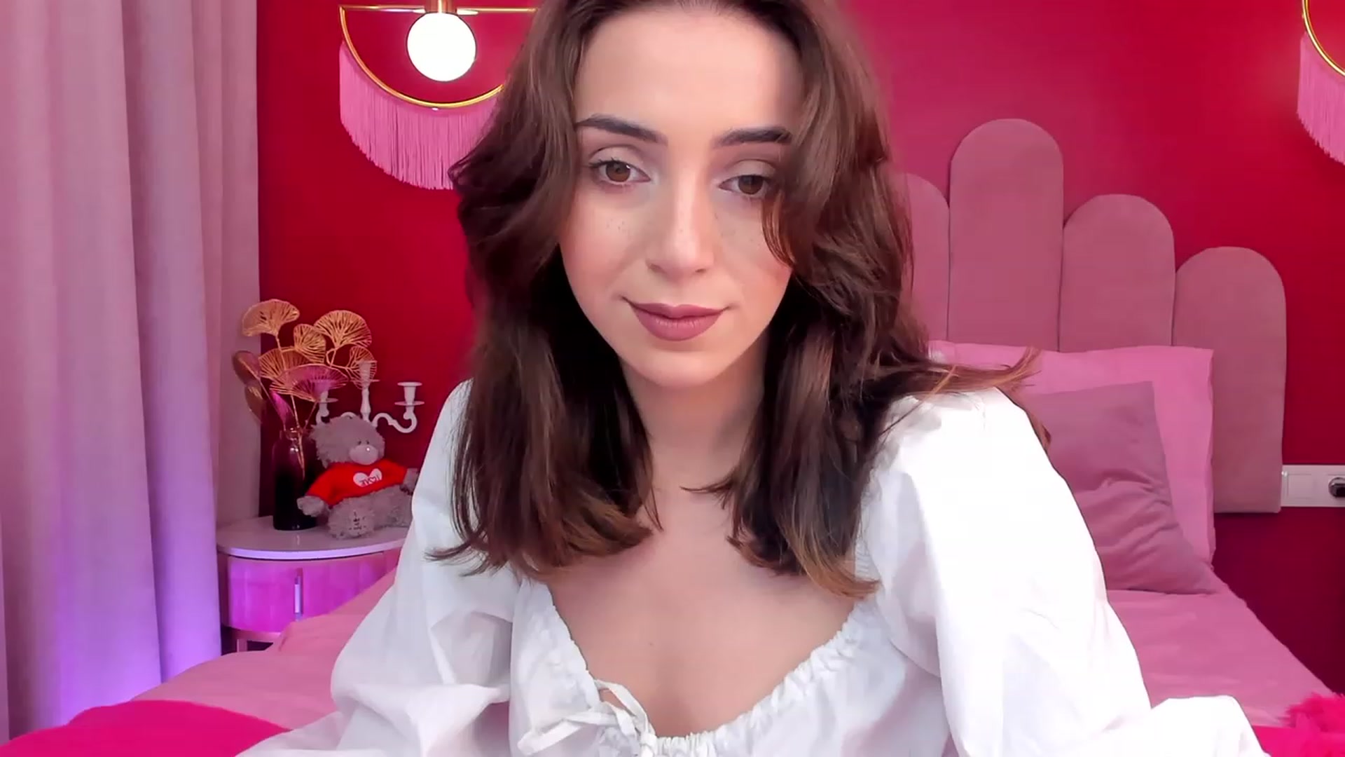 Gallery image thumbnail from ElsaYoung's myfreecams stream on, 05/28/2023, 12:48 image 1 of 20