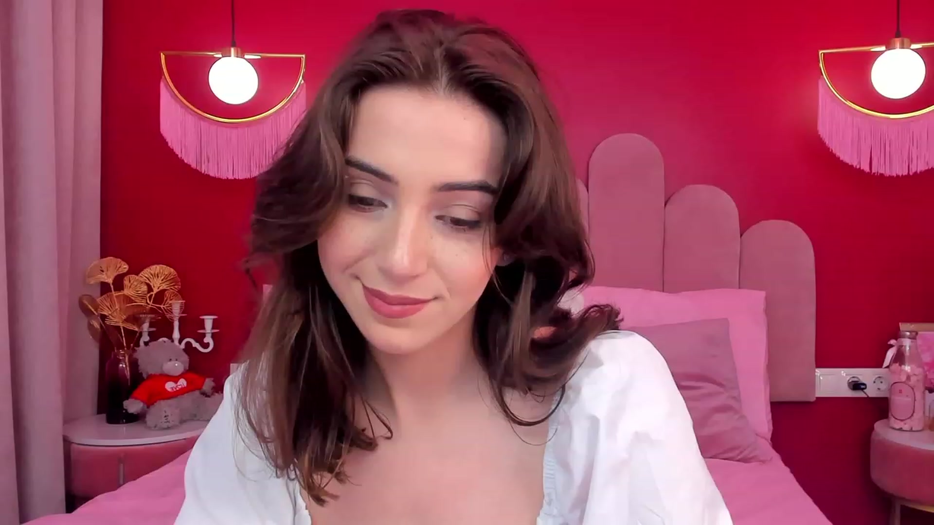 Gallery image thumbnail from ElsaYoung's myfreecams stream on, 05/28/2023, 16:01 image 2 of 20