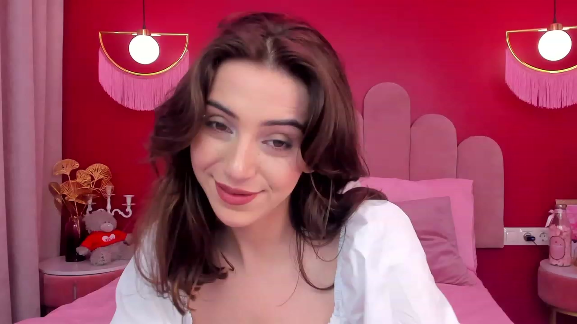 Gallery image thumbnail from ElsaYoung's myfreecams stream on, 05/28/2023, 16:01 image 3 of 20