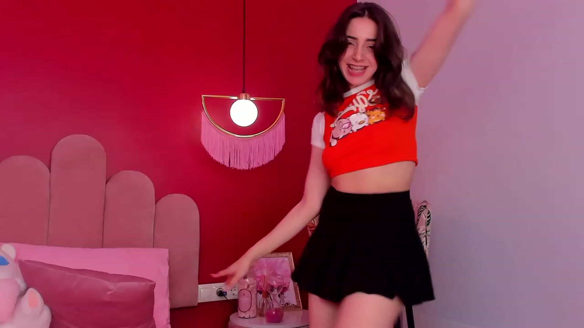 Gallery image thumbnail from ElsaYoung's myfreecams stream on, 05/30/2023, 12:40 image 15 of 20