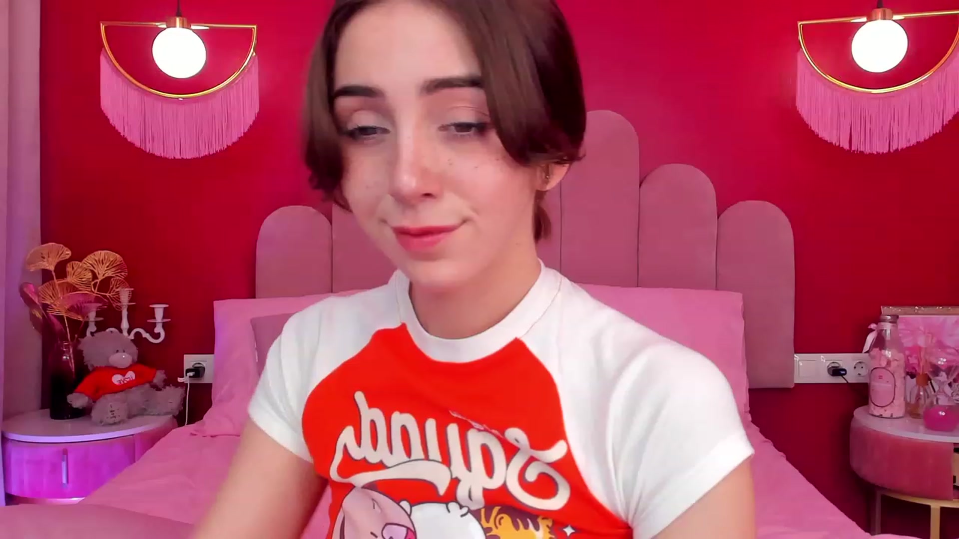 Gallery image thumbnail from ElsaYoung's myfreecams stream on, 05/30/2023, 13:14 image 13 of 20