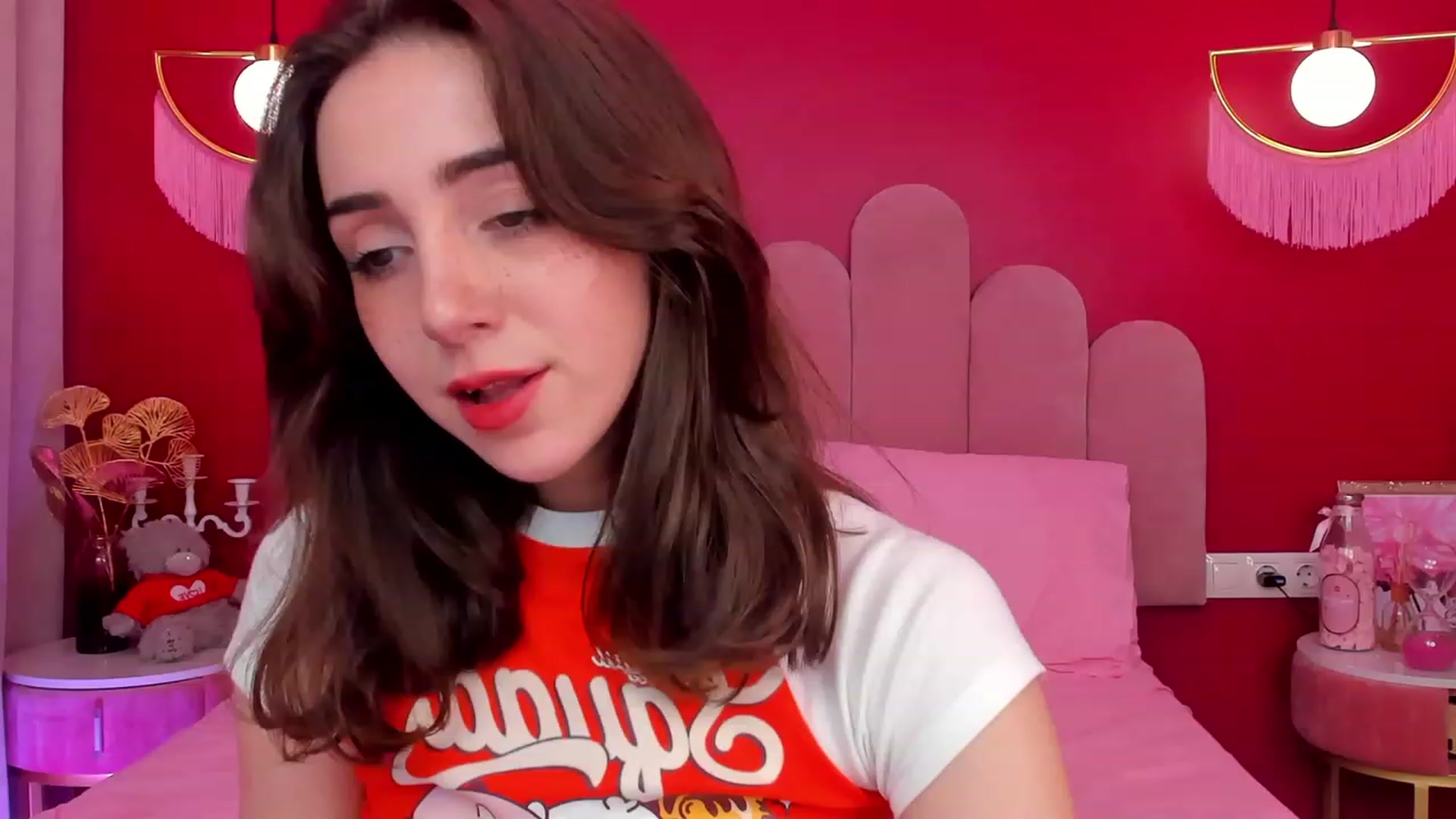 Gallery image thumbnail from ElsaYoung's myfreecams stream on, 05/30/2023, 14:09 image 5 of 20