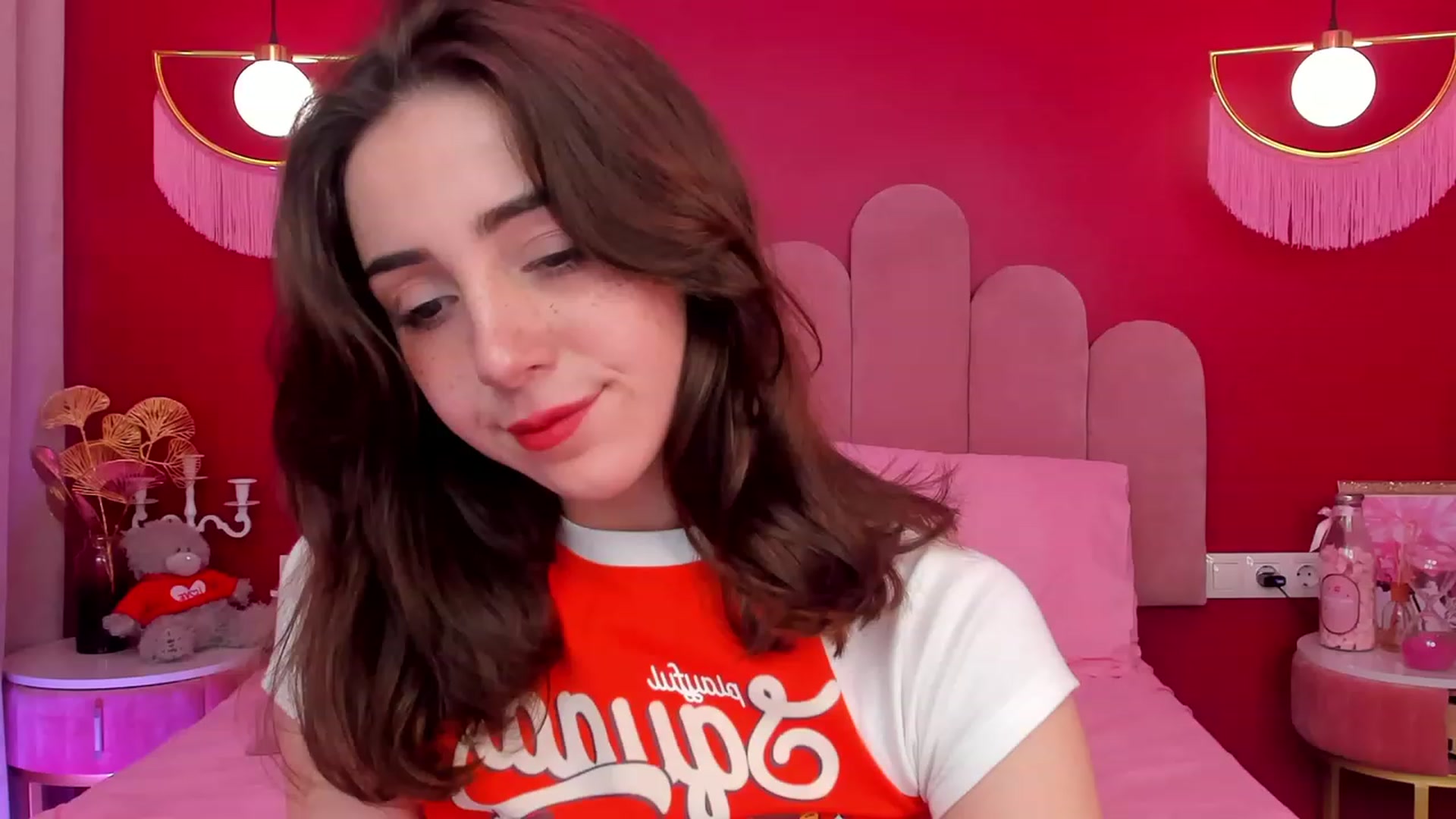 Gallery image thumbnail from ElsaYoung's myfreecams stream on, 05/30/2023, 14:09 image 2 of 20