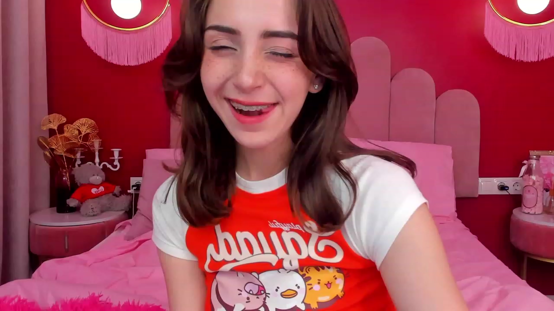 Gallery image thumbnail from ElsaYoung's myfreecams stream on, 05/30/2023, 15:01 image 4 of 20