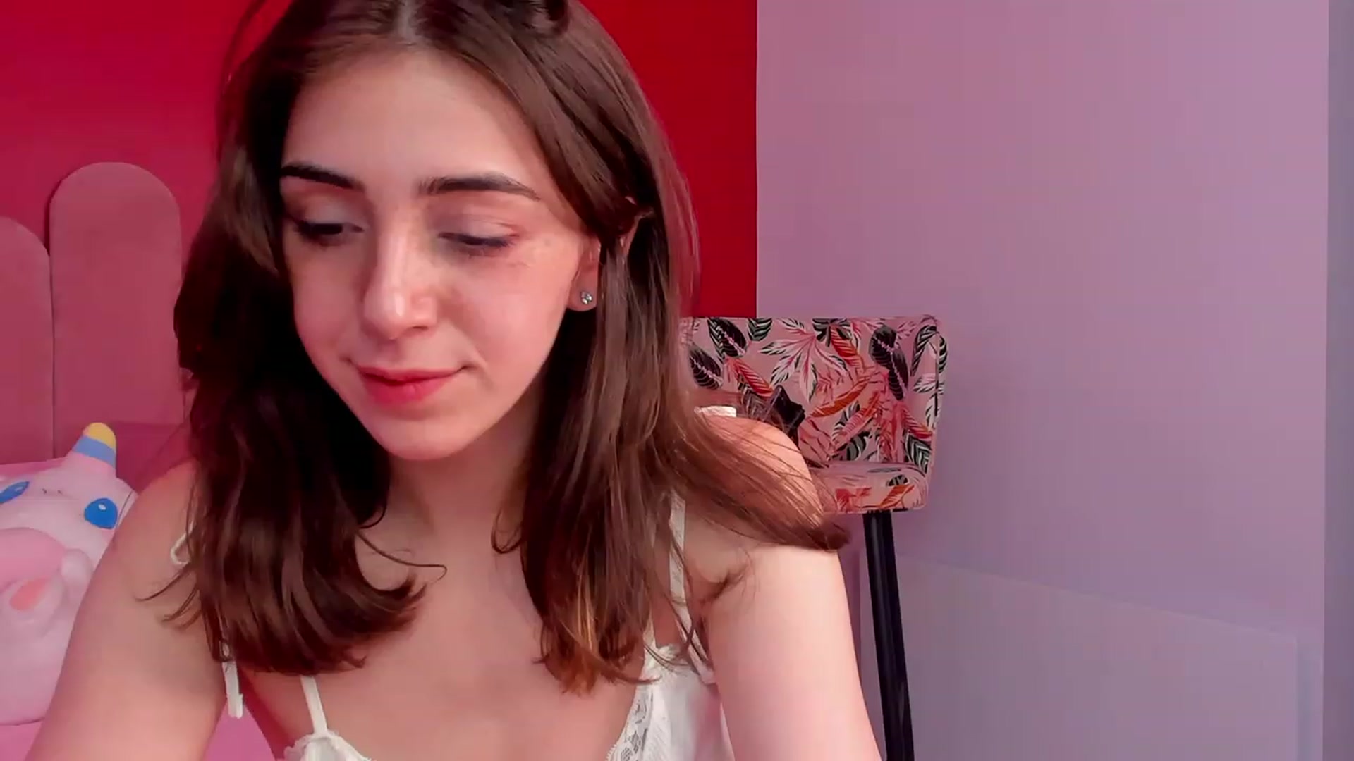 Gallery image thumbnail from ElsaYoung's myfreecams stream on, 06/02/2023, 10:53 image 16 of 20