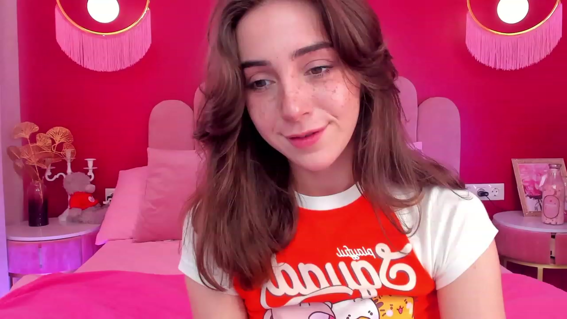 Gallery image thumbnail from ElsaYoung's myfreecams stream on, 06/03/2023, 05:36 image 7 of 20