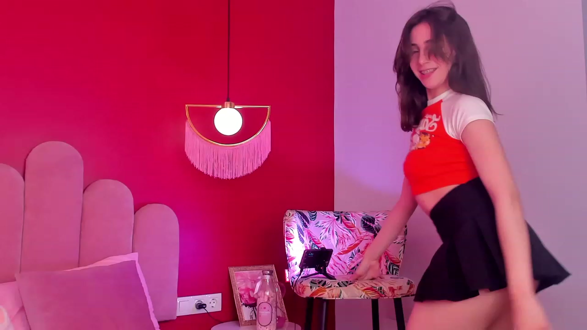 Gallery image thumbnail from ElsaYoung's myfreecams stream on, 06/03/2023, 06:17 image 14 of 20