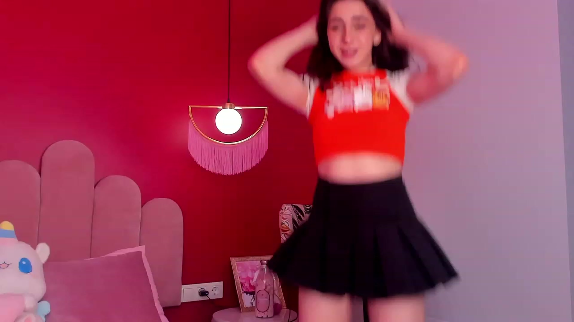 Gallery image thumbnail from ElsaYoung's myfreecams stream on, 06/03/2023, 09:22 image 15 of 20
